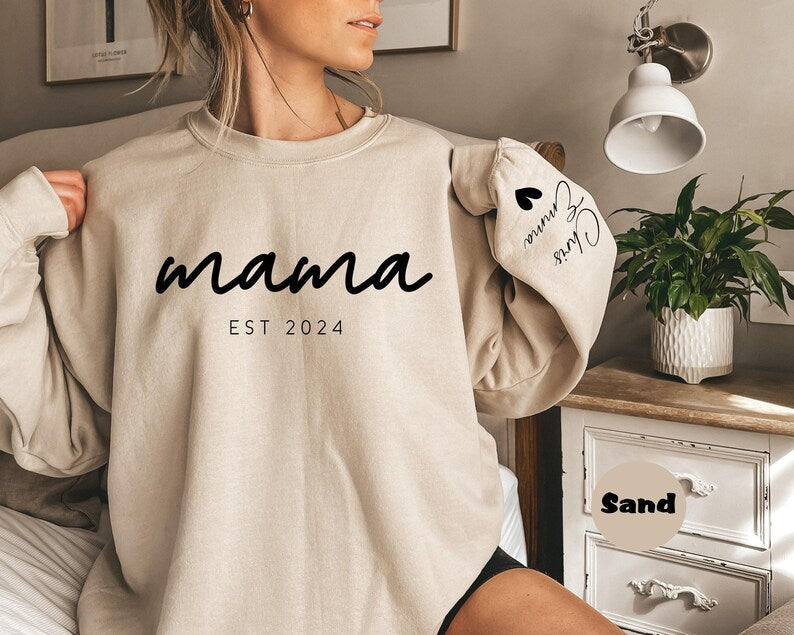 personalized-mom-and-est-date-heat-transfer-print-sweatshirt-with-kids-name-on-sleeve-mothers-day-gift