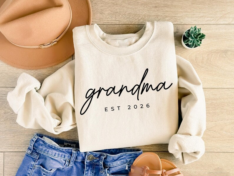 personalized-grandma-est-heat-transfer-print-sweatshirt-gift-for-grandmother