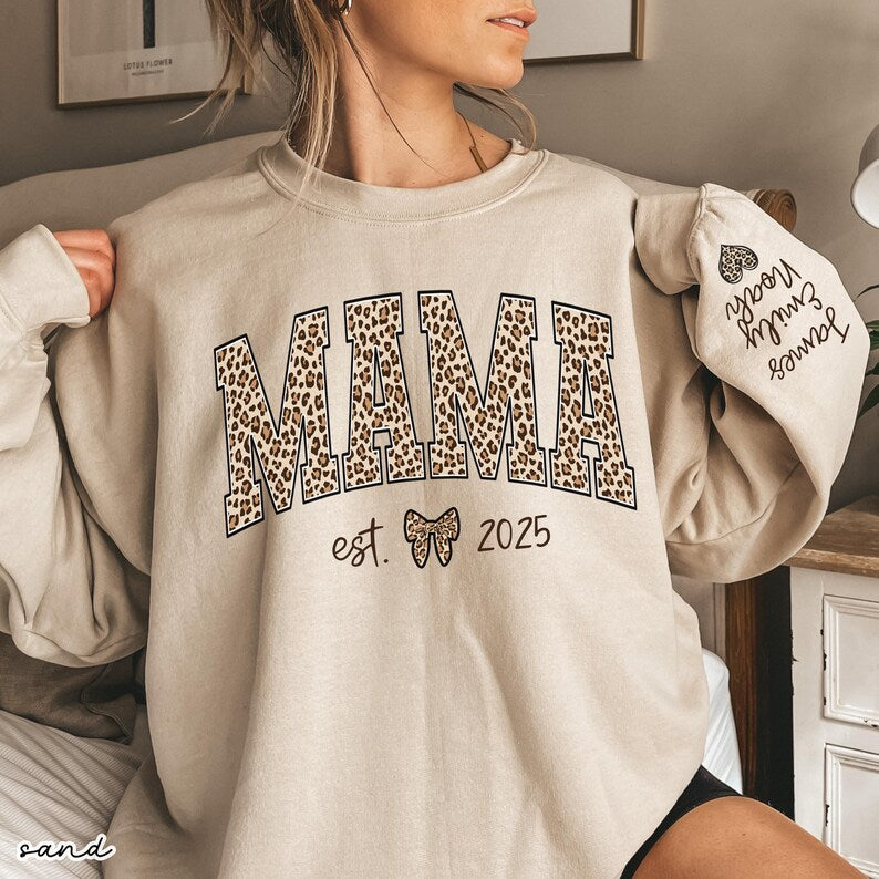 custom-leopard-mama-heat-transfer-print-sweatshirt-with-kid-name-on-sleeve-mothers-day-gift
