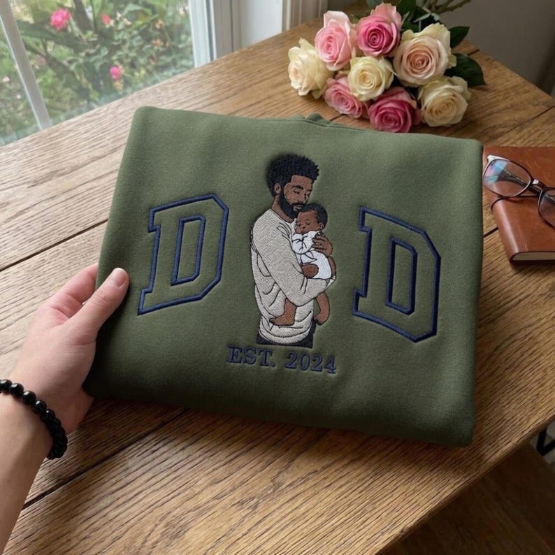 custom-photo-portrait-with-dad-letter-embroidered-sweatshirt-first-fathers-day-est-gift