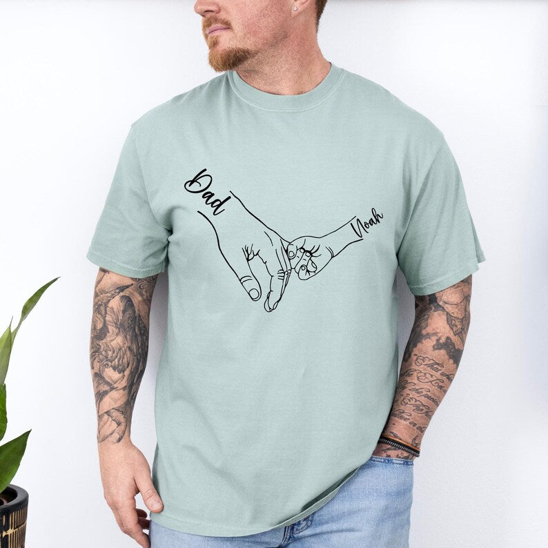 personalized-dad-kids-hand-holding-t-shirt-with-names-fathers-day-gift