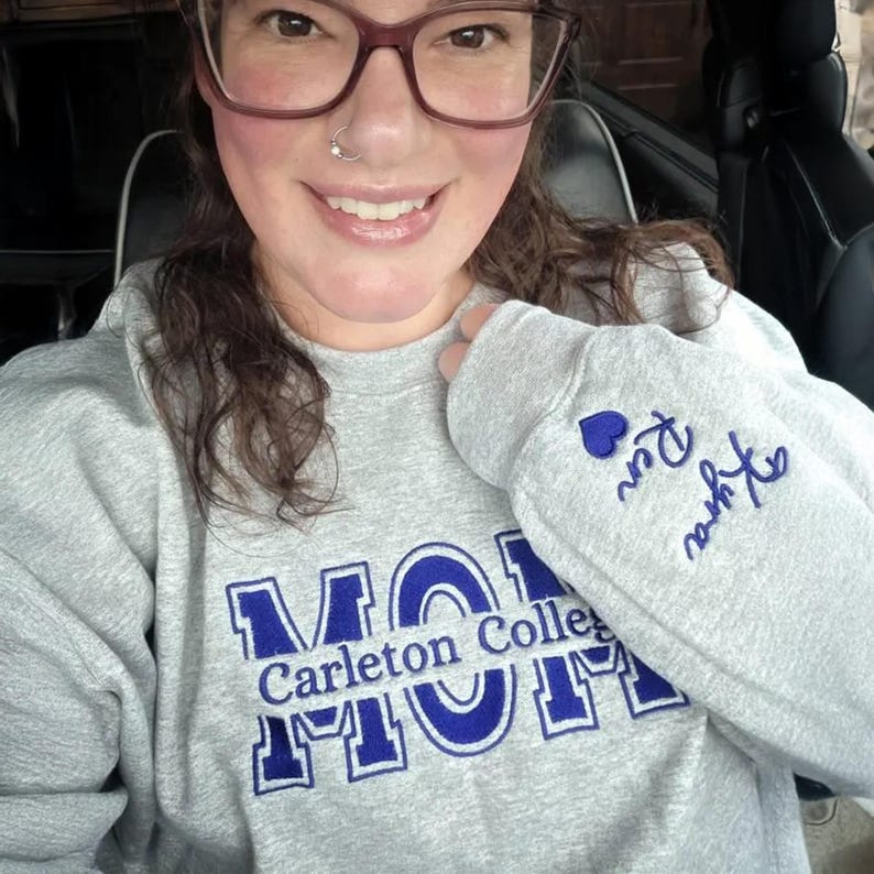custom-embroidered-mom-university-sweatshirt-university-of-mom-gift