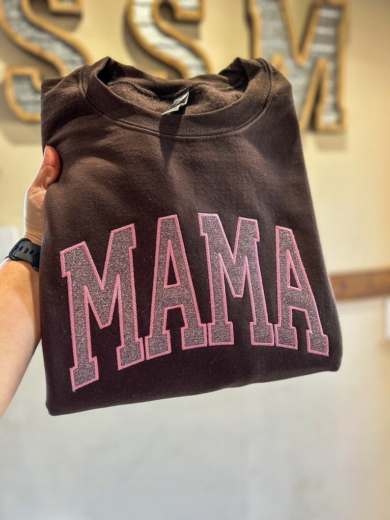 custom-mama-arched-glitter-sweatshirt-mothers-day-gifts