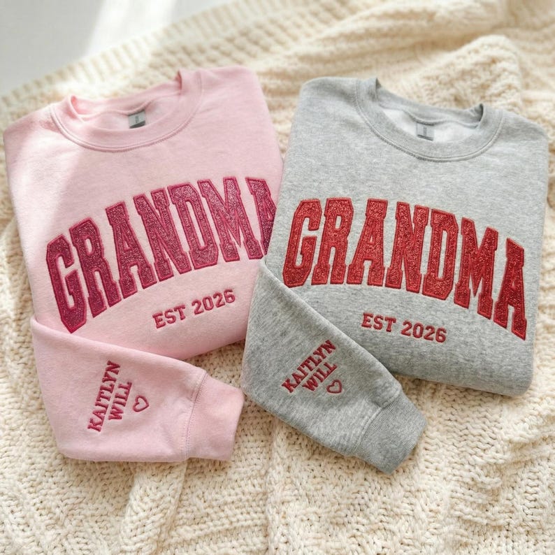 custom-arched-glitter-embroidered-grandma-sweatshirt-mothers-day-gifts
