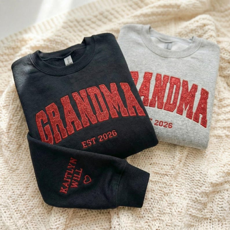 custom-arched-glitter-embroidered-grandma-sweatshirt-mothers-day-gifts