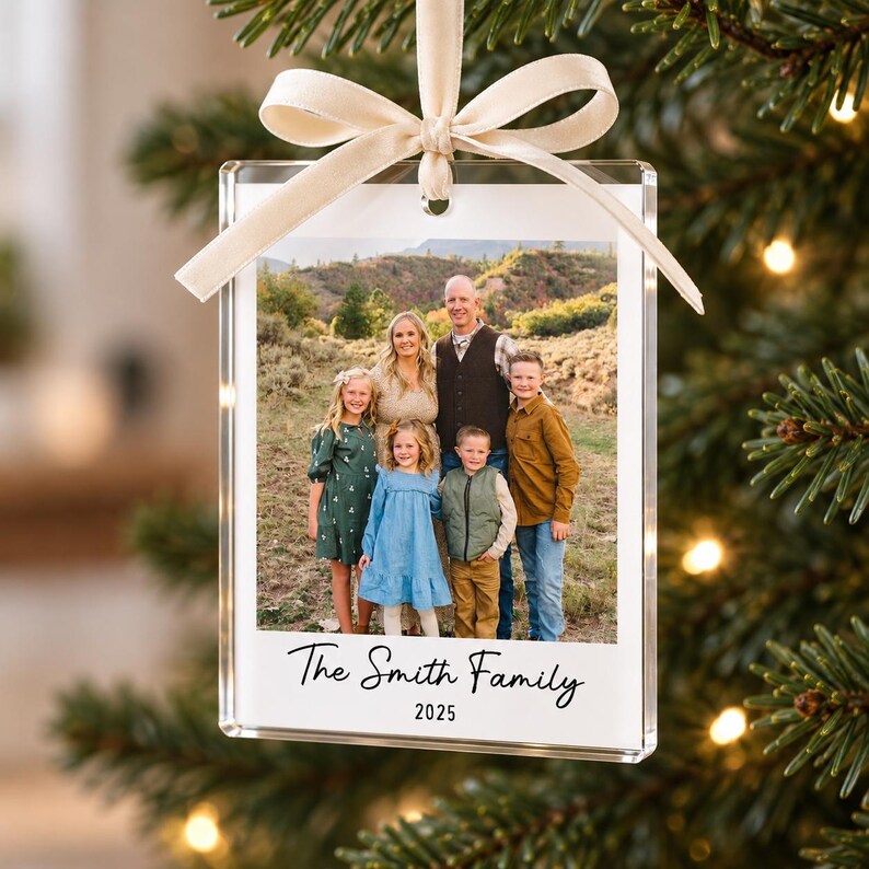custom-family-photo-ornament-personalized-acrylic-christmas-ornament-with-photo-name-2026-holiday-keepsake-gift