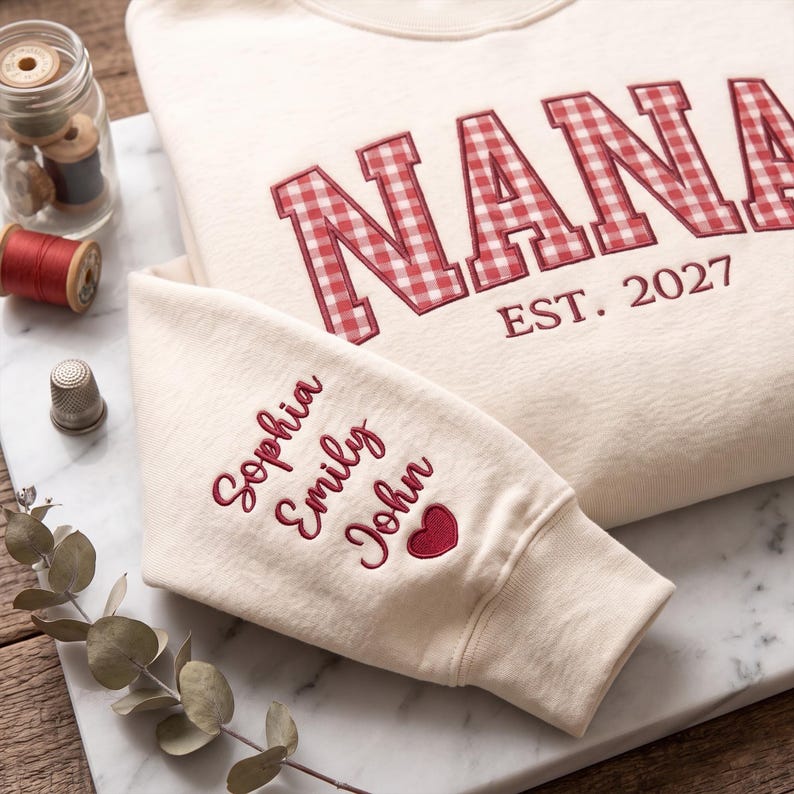 personalized-grandma-mock-neck-sweatshirt-custom-gingham-applique-with-grandkids-names-nana-gammy-mama-gift