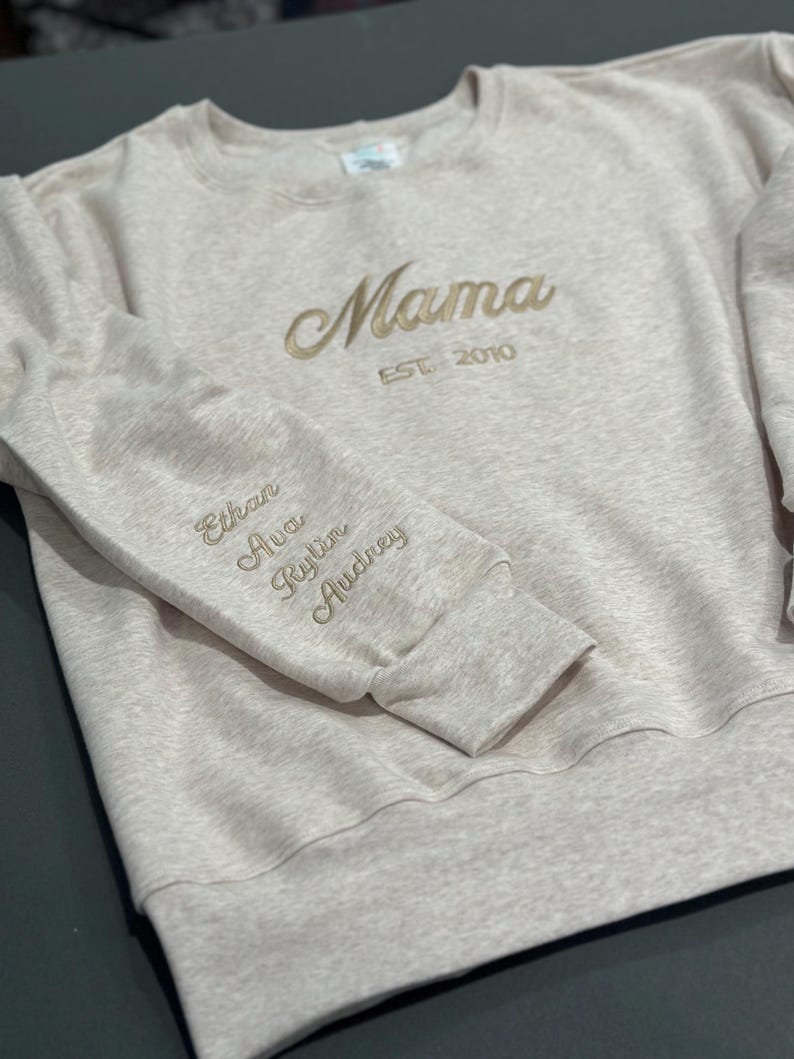 custom-mama-embroidered-sweatshirt-personalized-kids-names-sleeve-est-year-crewneck