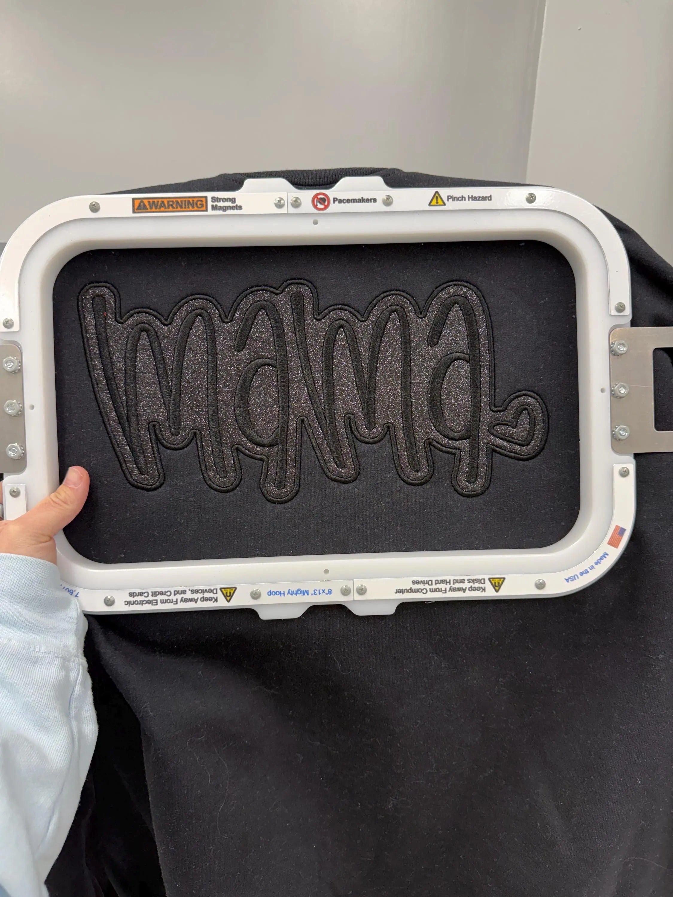 custom-mama-glitter-applique-sweatshirt-with-heart-glitter-design-mothers-day-gifts