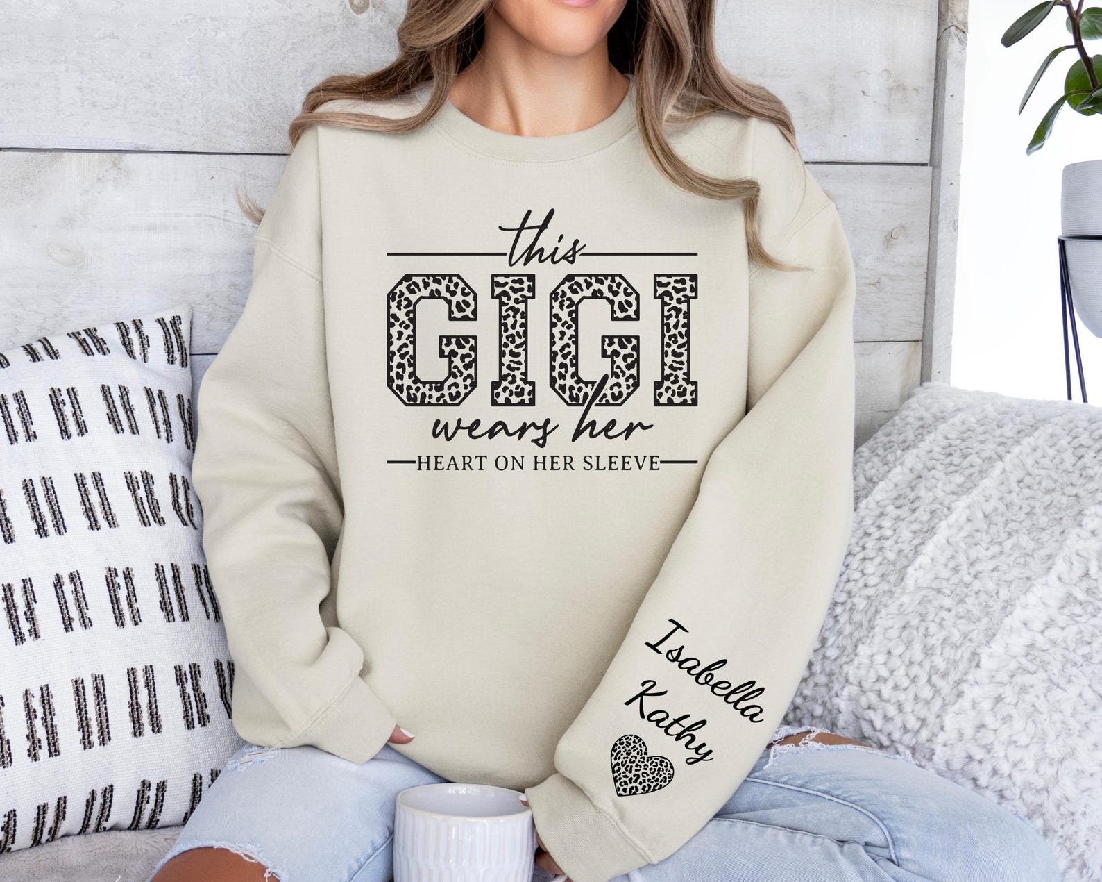 this-gigi-wears-her-heart-on-her-sleeve-custom-sweatshirt-with-kids-name