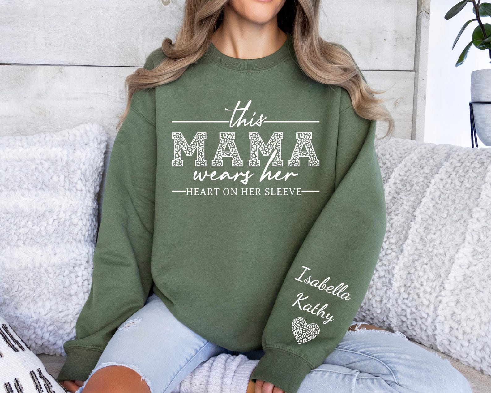 this-mama-wears-her-heart-on-her-sleeve-custom-sweatshirt-with-kids-name