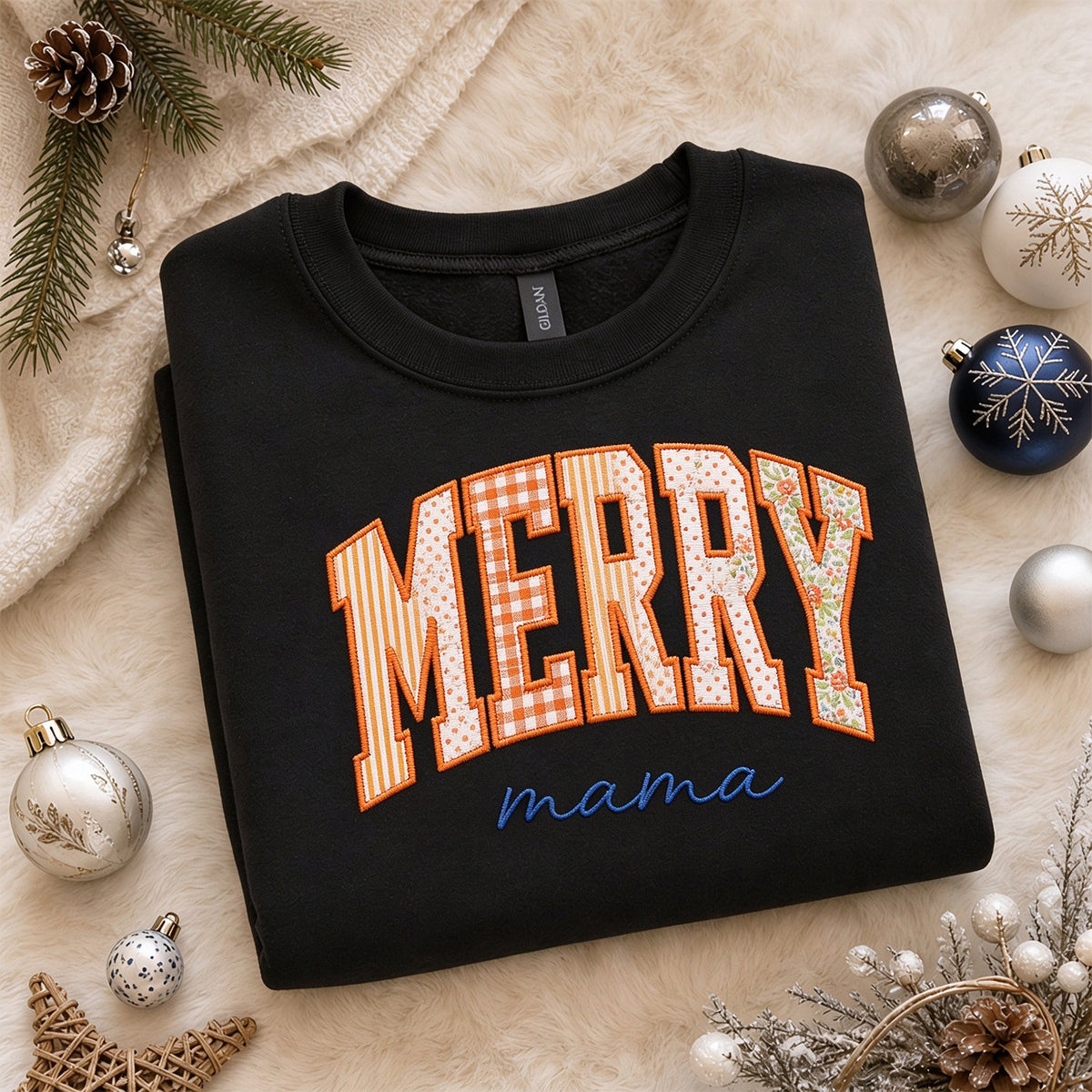 custom-merry-mama-christmas-applique-sweatshirt-festive-holiday-crewneck-with-patchwork-letter-design