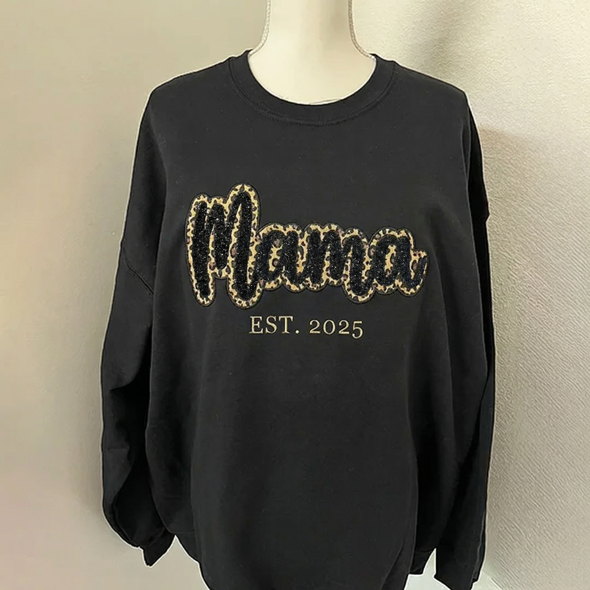 custom-leopard-glitter-mama-sweater-hoodie-with-embroidery-gift-for-mom