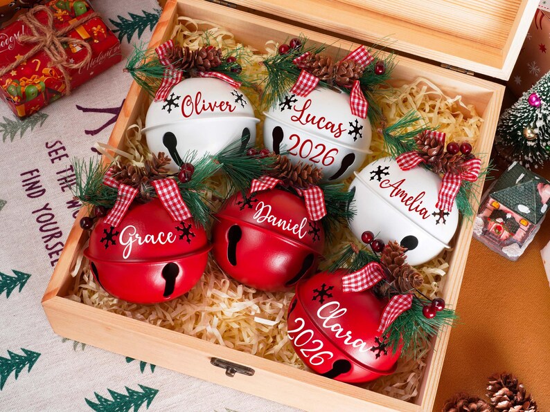 personalized-christmas-bell-ornaments-2026-custom-name-jingle-bell-with-pine-cone-bow-family-holiday-tree-decoration-gift
