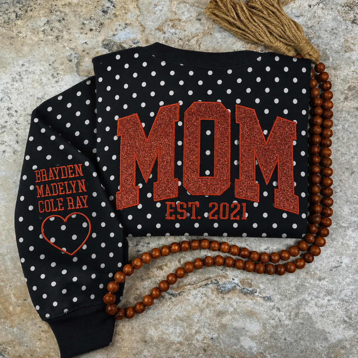 custom-polka-dot-mom-sweatshirt-personalized-glitter-embroidered-mama-top-with-kids-names-gift-for-mother
