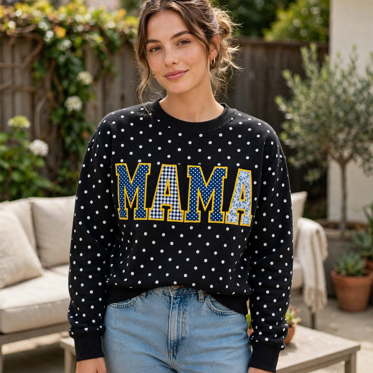 custom-mama-patchwork-polka-dot-sweatshirt-personalized-mom-embroidered-sweatshirt-with-mixed-fabric-letters
