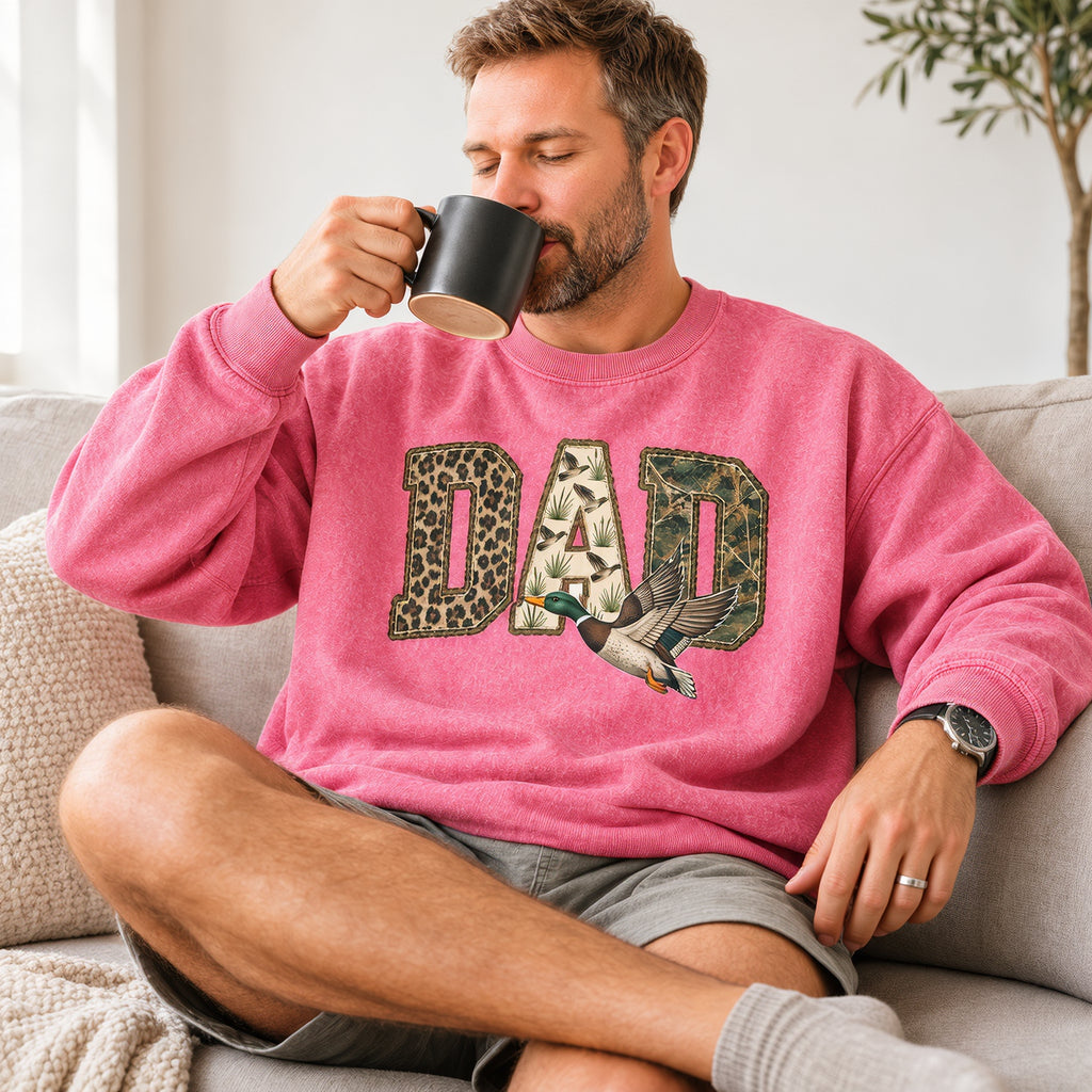 custom-duck-hunting-dad-vintage-wash-sweatshirt-camo-leopard-graphic-pullover