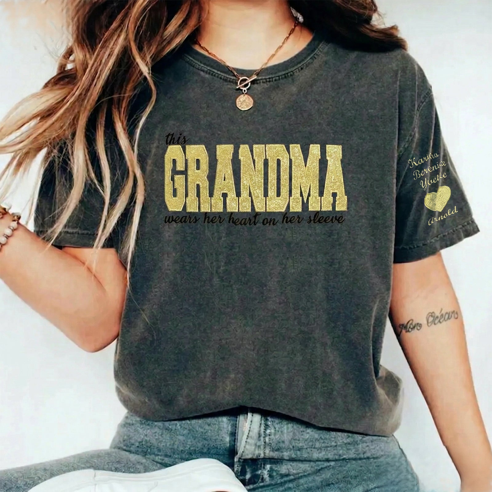custom-mama-glitter-embroidered-washed-sweatshirt-with-kids-names-mothers-day-gift