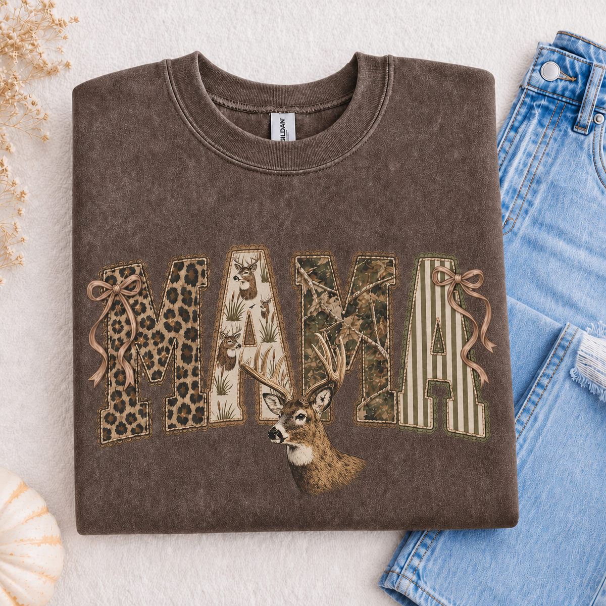 custom-print-vintage-wash-deer-hunting-mama-sweatshirt-preppy-camo-leopard-graphic-pullover