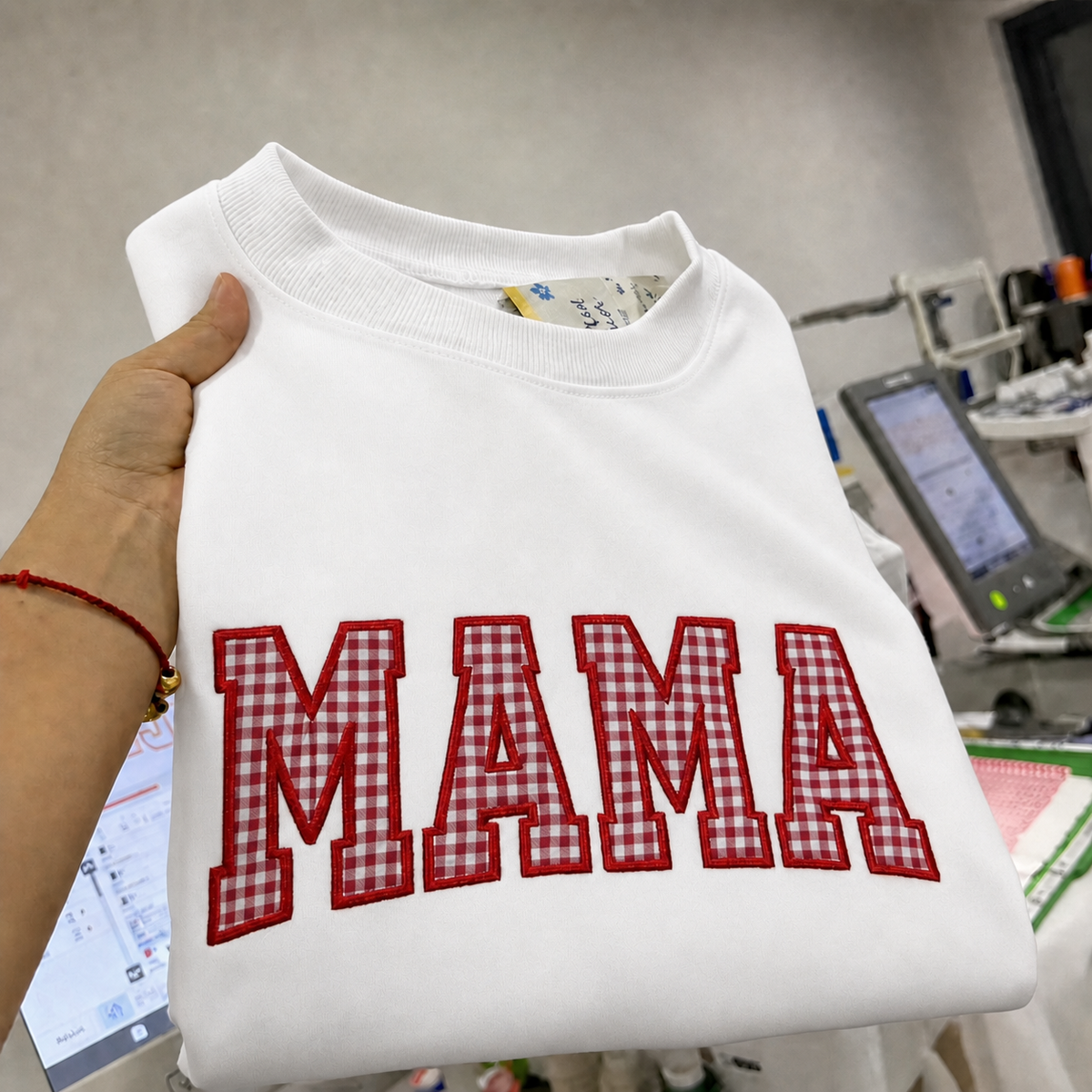 custom-mama-patchwork-embroidered-sweatshirt-gift-for-mom