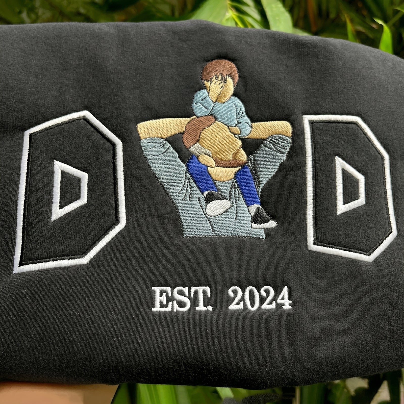 custom-dad-photo-embroidered-sweatshirt-personalized-est-year-gift-for-dad