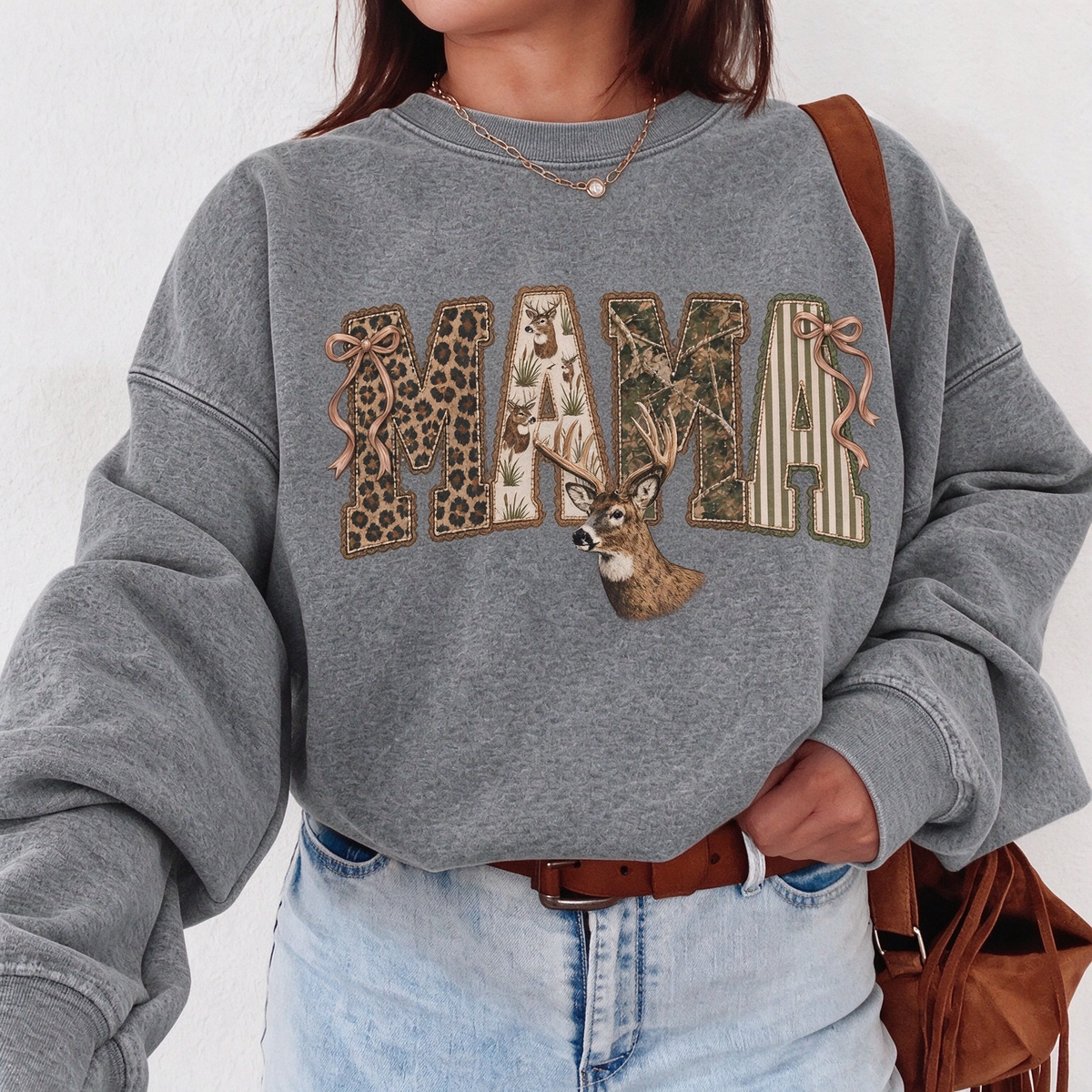 custom-print-vintage-wash-deer-hunting-mama-sweatshirt-preppy-camo-leopard-graphic-pullover
