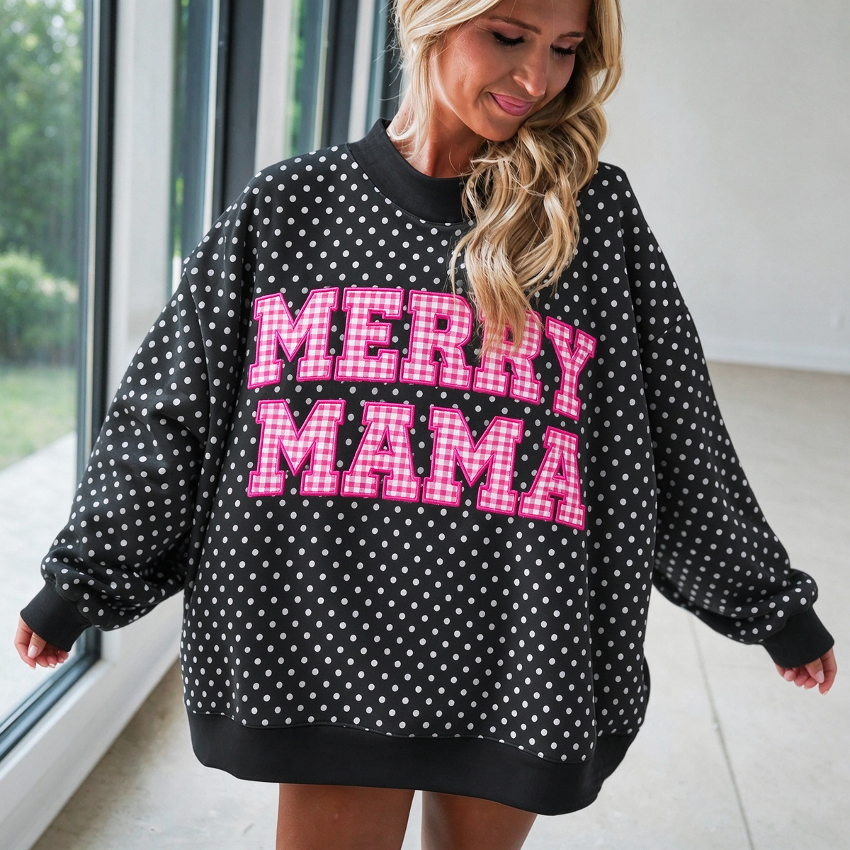 personalized-merry-mama-polka-dot-mock-neck-sweatshirt-custom-applique-polka-dot-collar-christmas-gift-for-mom