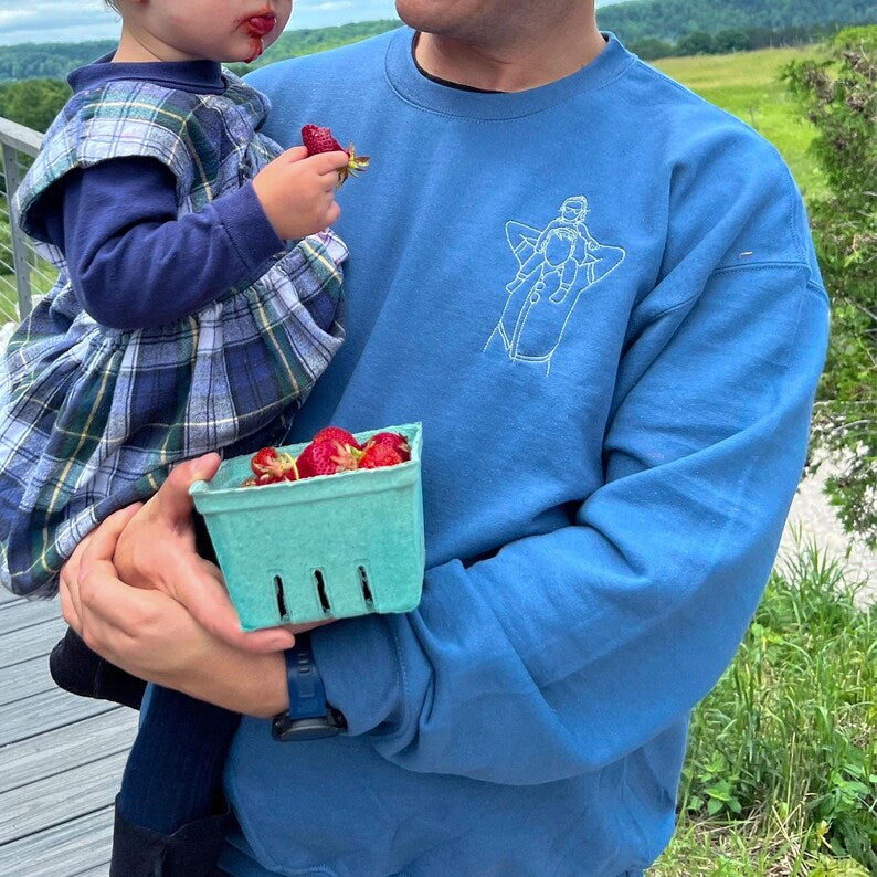 custom-embroidered-family-outline-portrait-sweatshirt-fathers-day-gift