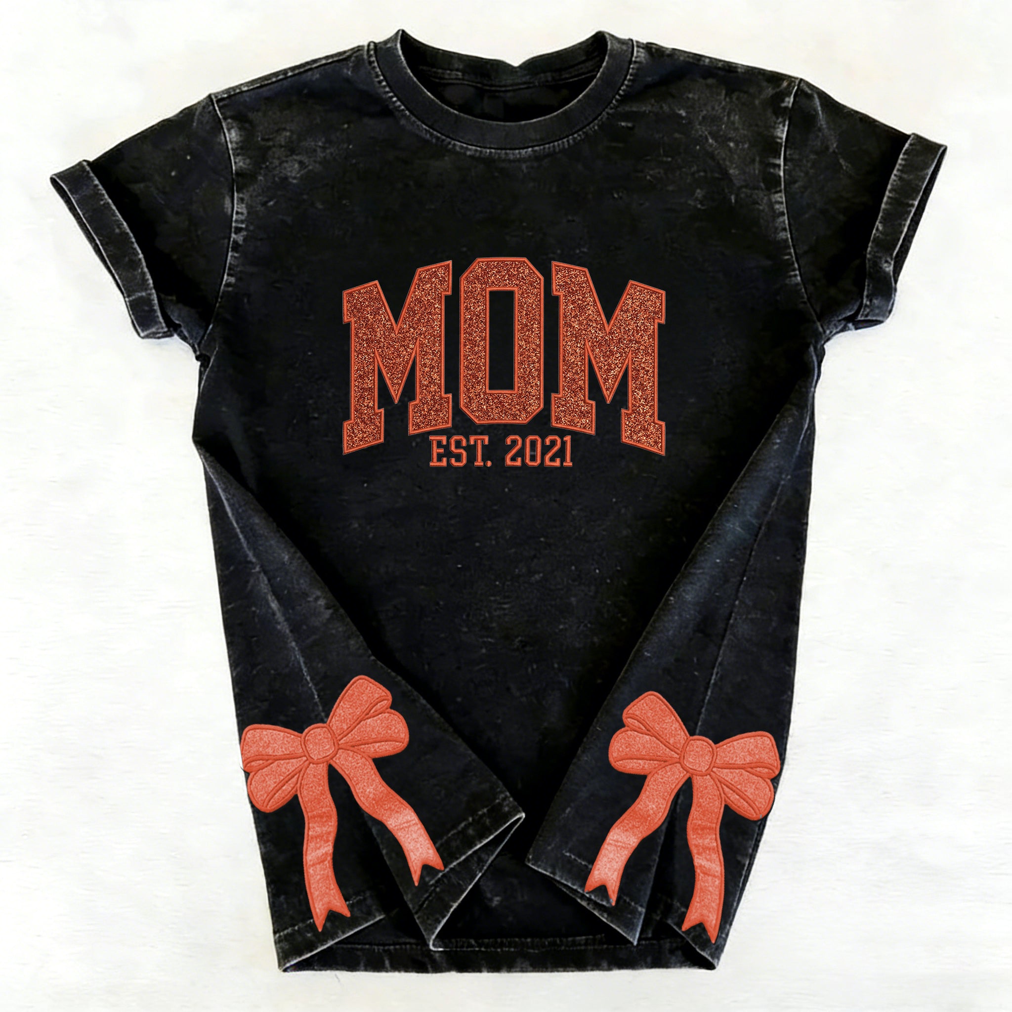 custom-trendy-and-cute-mama-embroidered-glitter-side-bow-washed-sweatshirt-mothers-day-gift