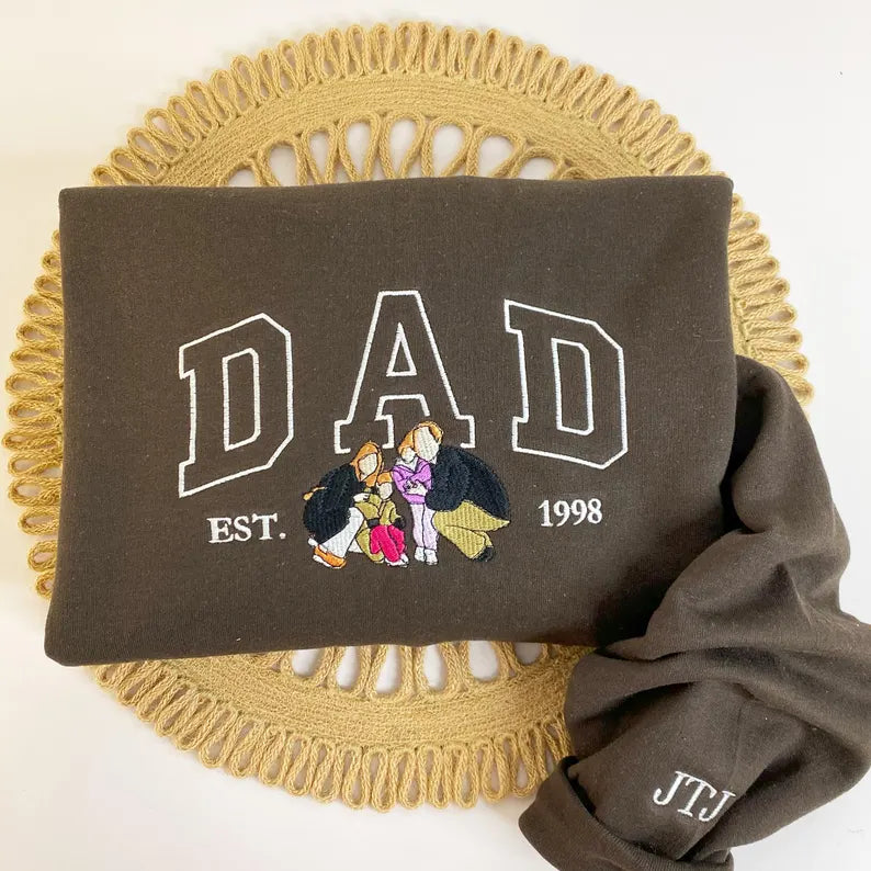custom-embroidered-dad-sweatshirt-with-photo-gift-for-dad-from-mom