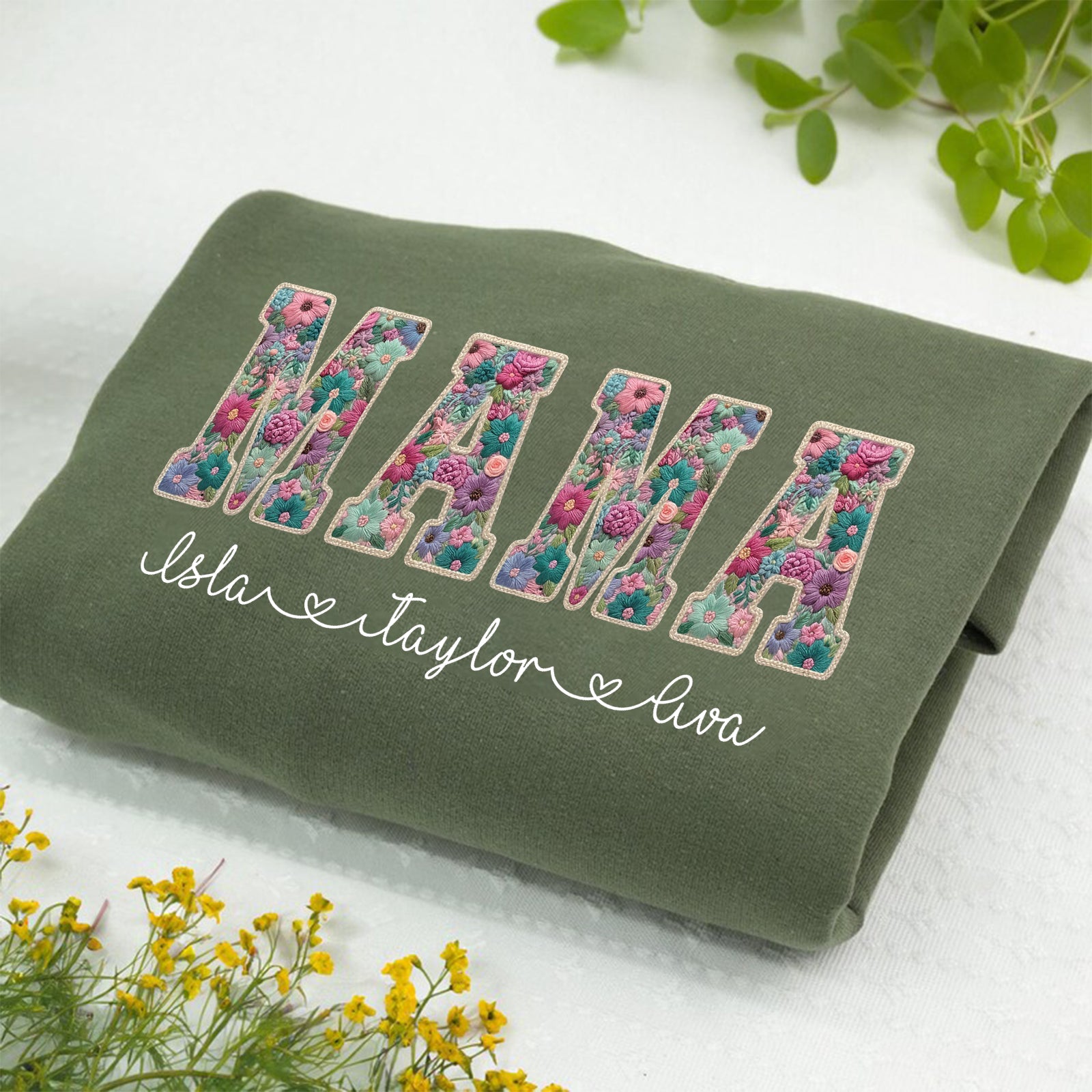 personalized-floral-mama-sweatshirt-custom-kids-names-gift-for-mom