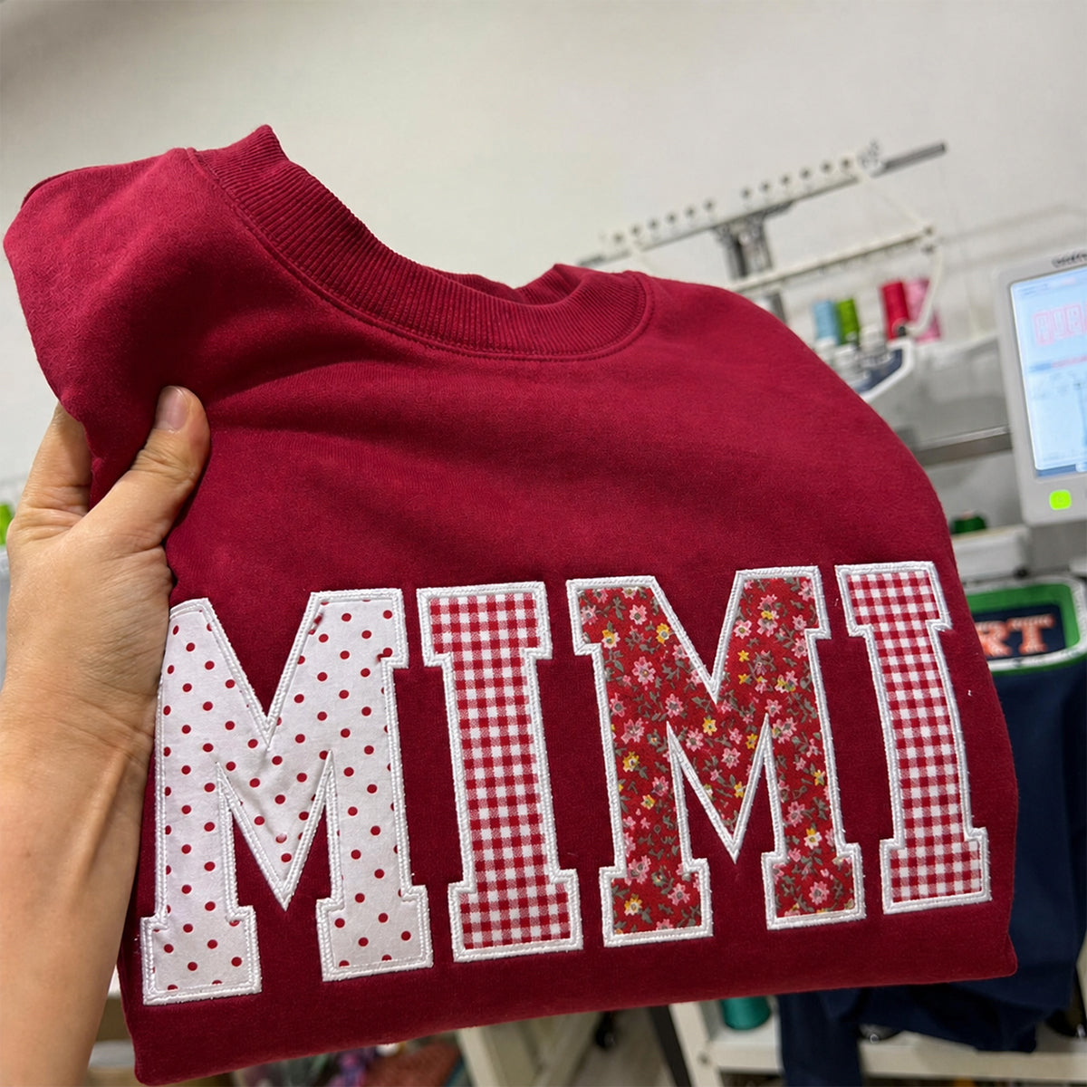 personalized-mimi-embroidered-applique-sweatshirt-with-est-year-custom-patchwork-letter-gift-for-grandmother