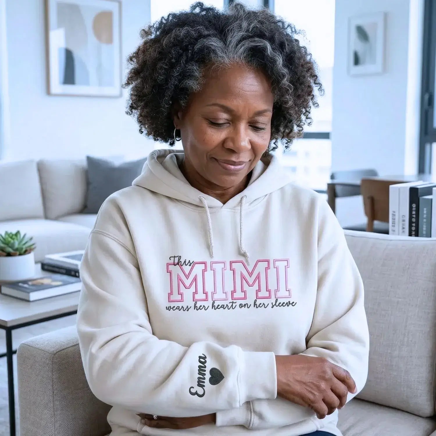 custom-embroidered-this-mimi-wears-her-heart-on-her-sleeve-sweatshirt-mothers-day-gifts