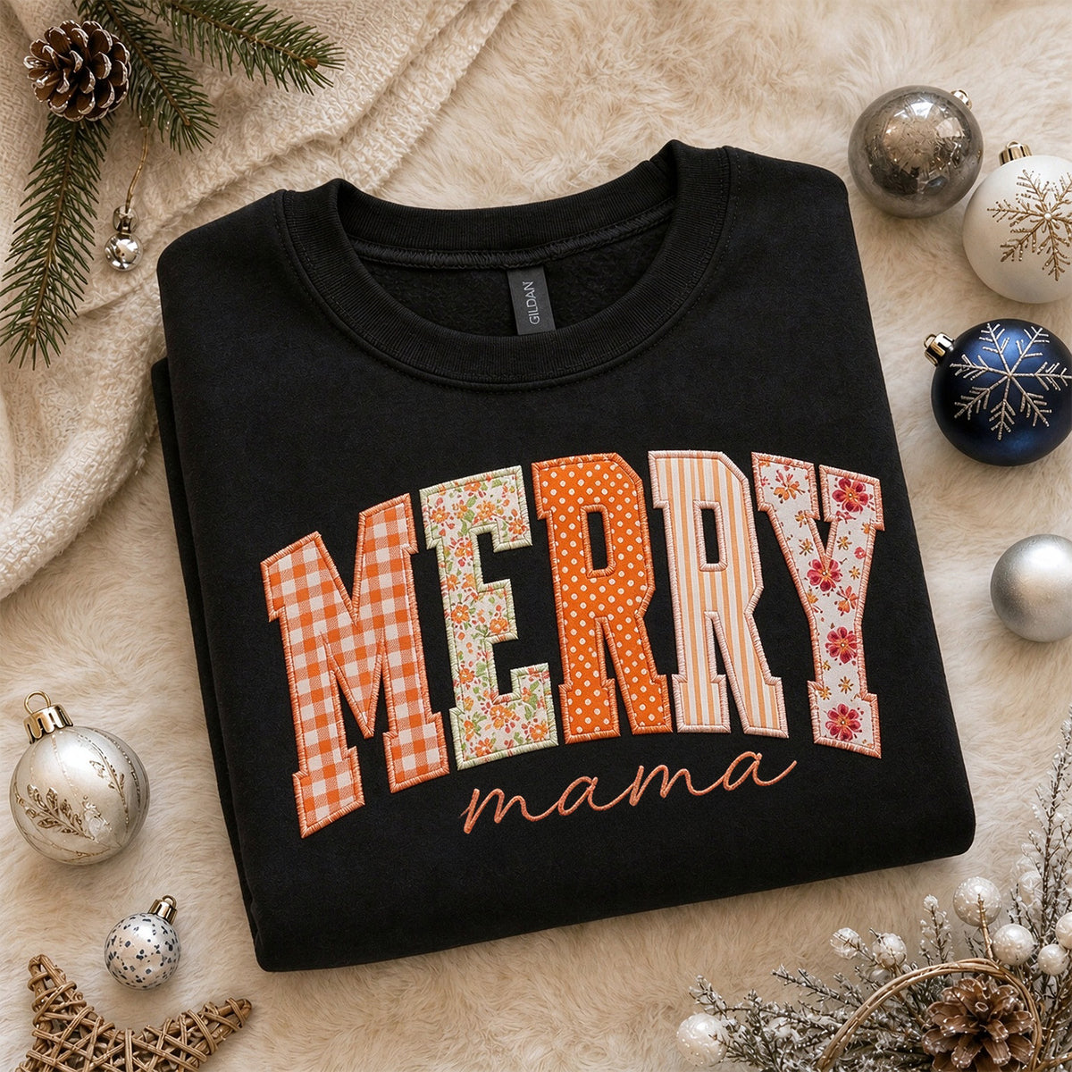 custom-merry-mama-christmas-applique-sweatshirt-festive-holiday-crewneck-with-patchwork-letter-design