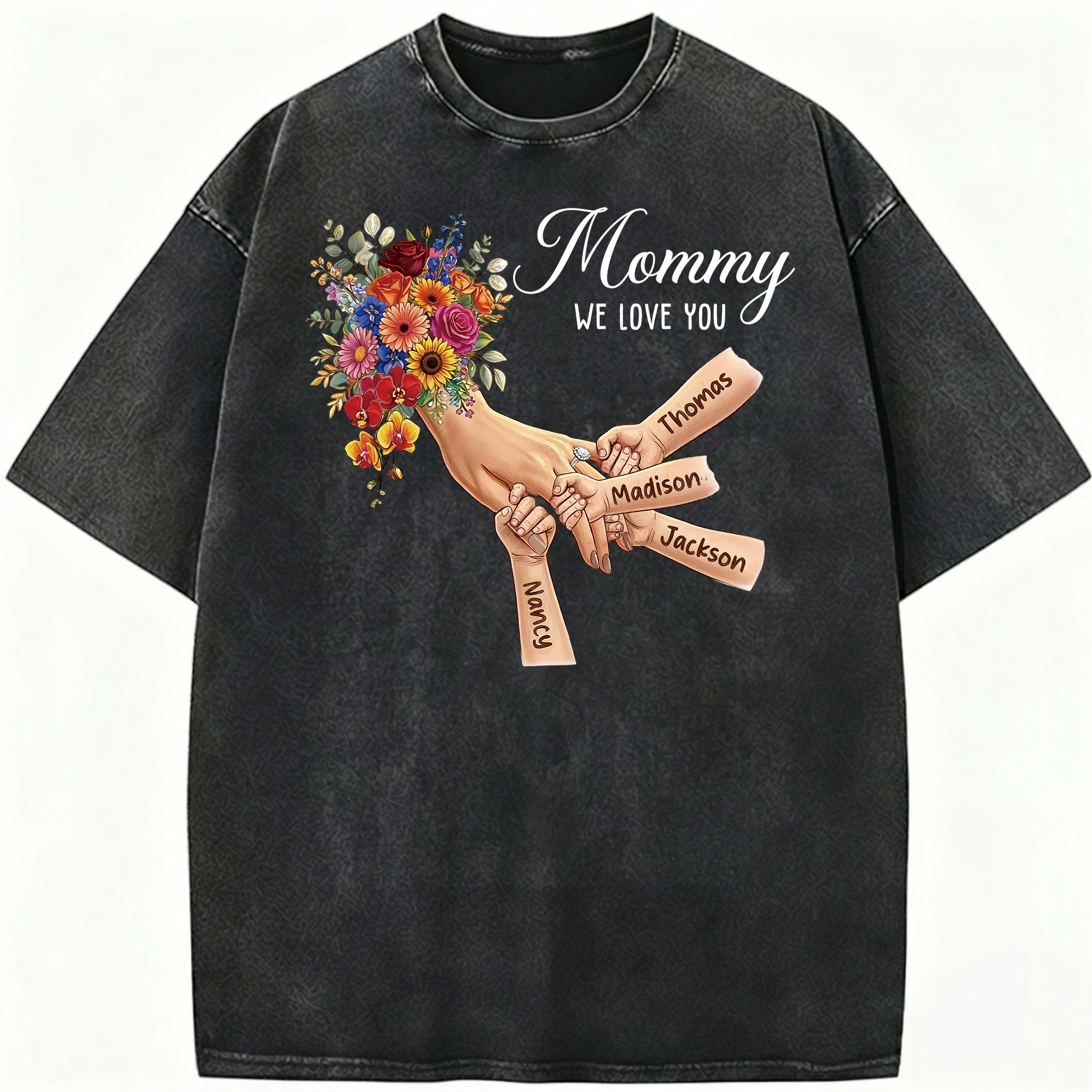 custom-mommy-holding-hands-vintage-washed-sweatshirt-mothers-day-gift