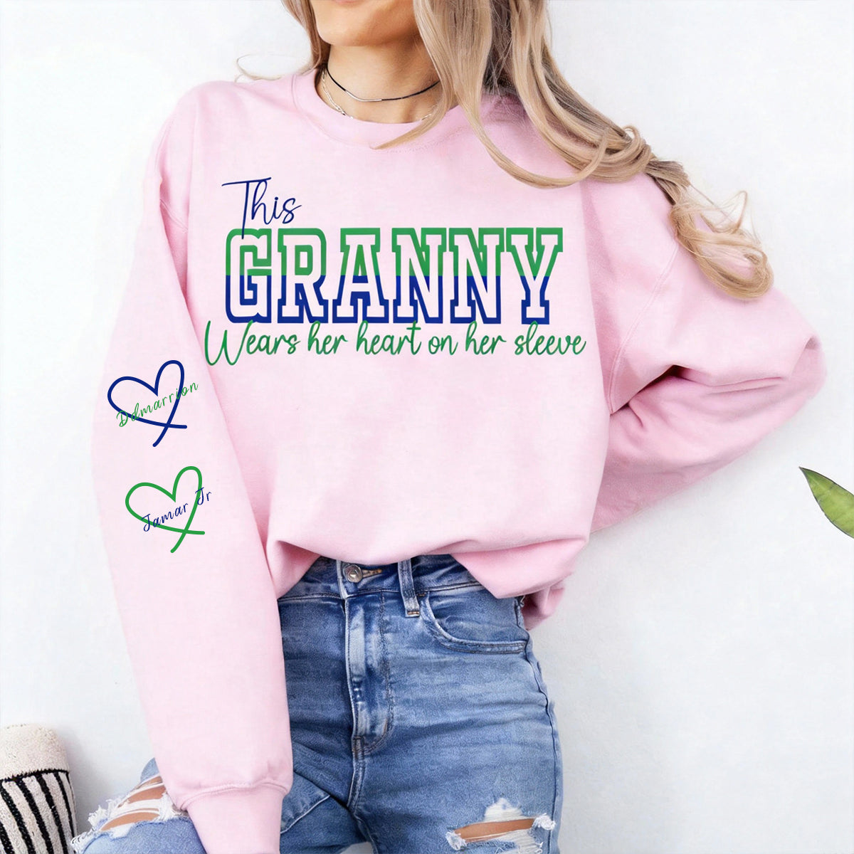 wear-your-heart-on-your-sleeve-personalized-split-mama-sweatshirt-with-kids-names-for-mom-mothers-day-gift