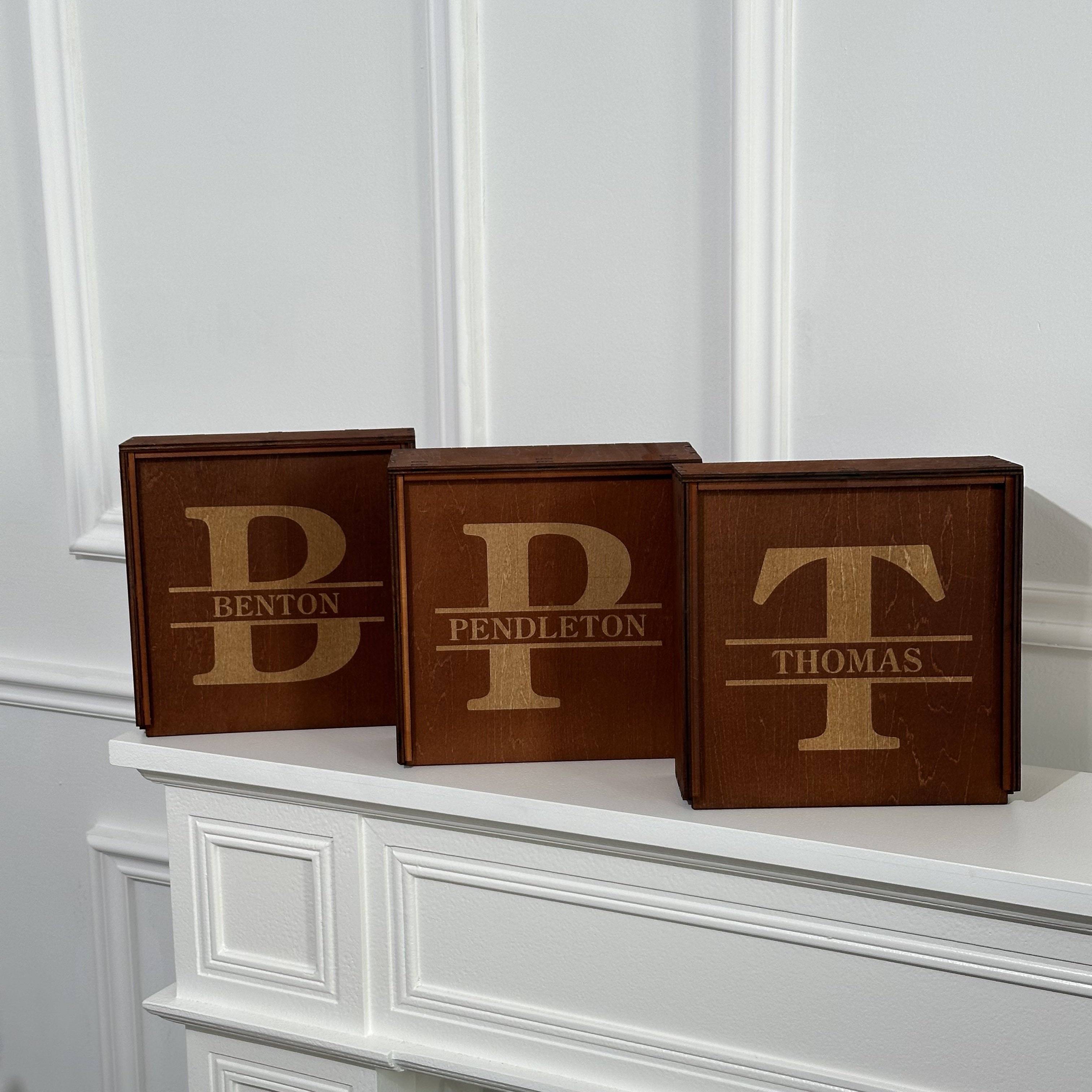 personalized-name-walnut-cigar-ash-tray-setwithout-cigar