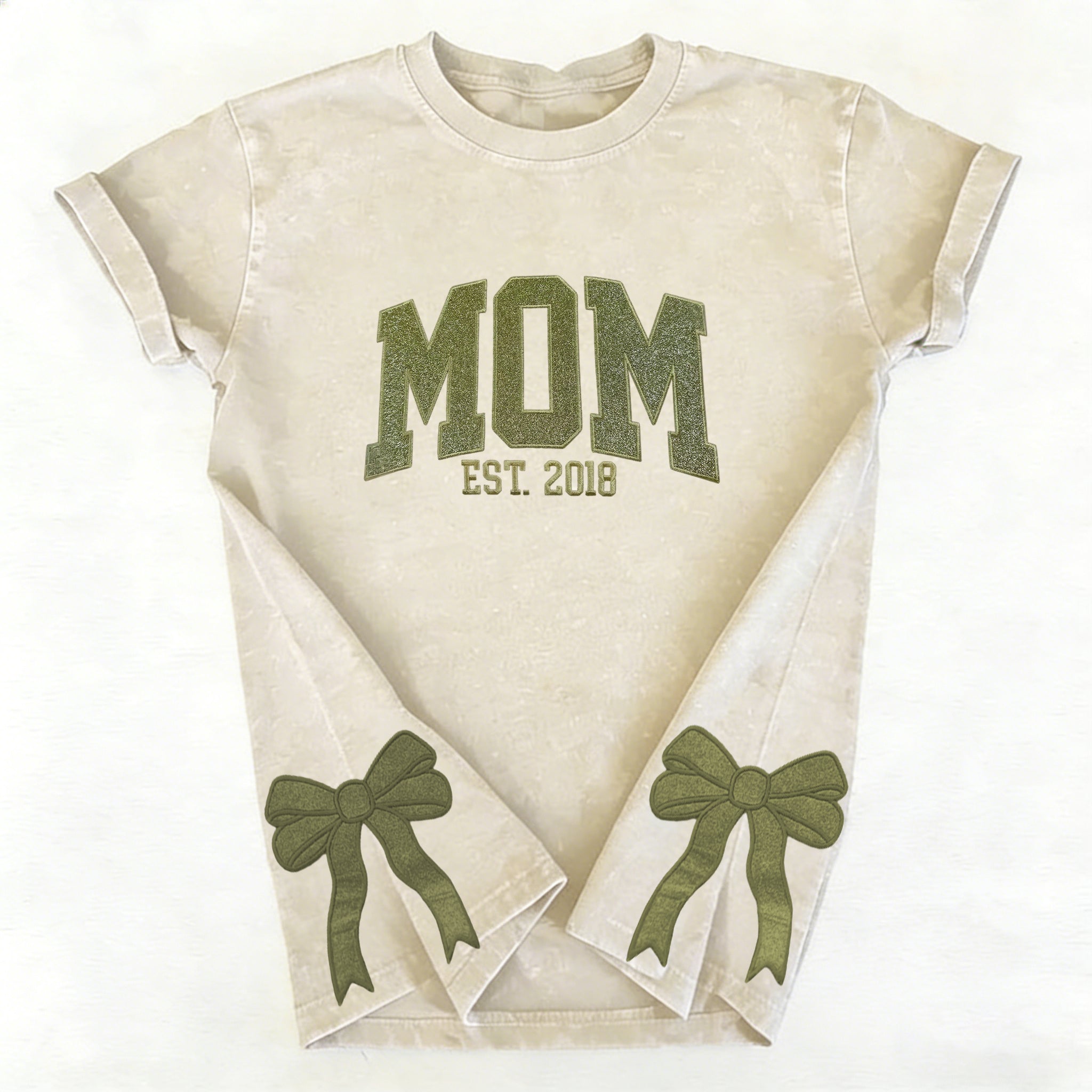 custom-trendy-and-cute-mama-embroidered-glitter-side-bow-washed-sweatshirt-mothers-day-gift