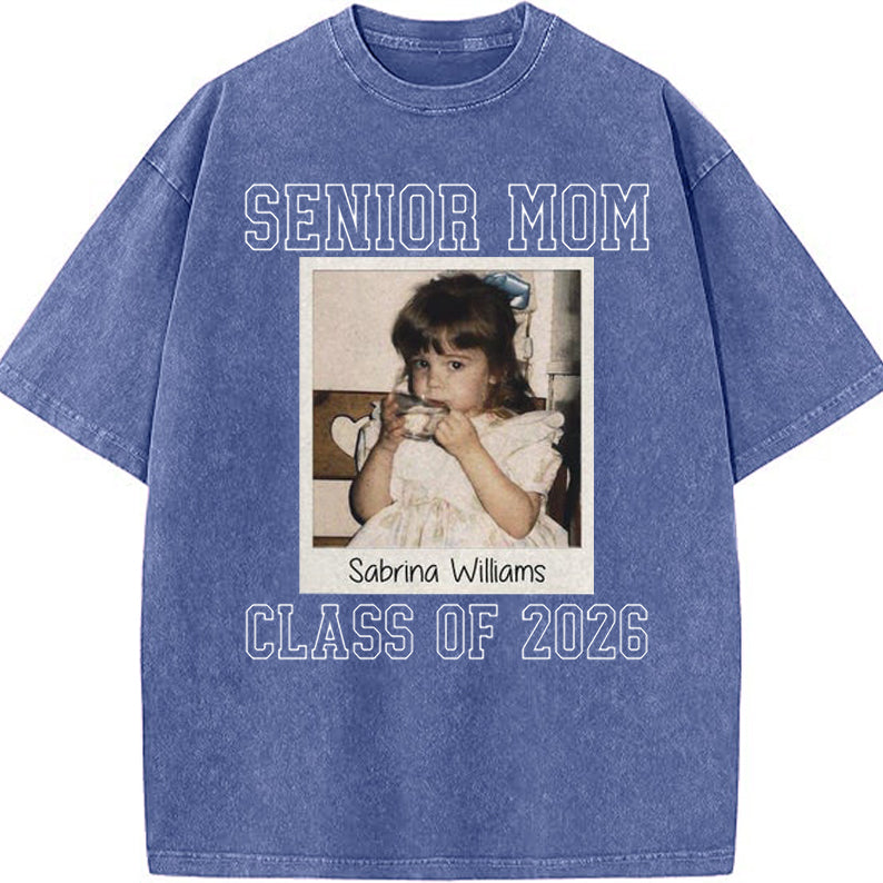 custom-senior-mom-2026-vintage-throwback-photo-washed-sweatshirt-for-mom