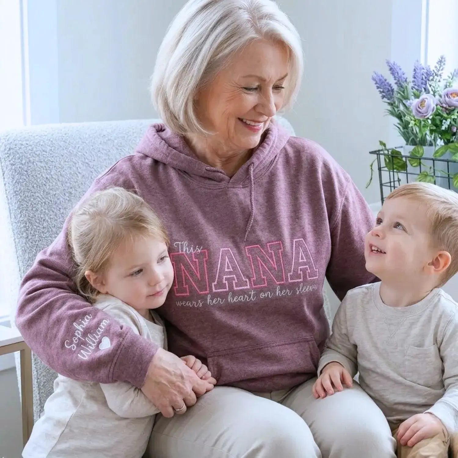 custom-embroidered-this-nana-wears-her-heart-on-her-sleeve-sweatshirt-mothers-day-gifts