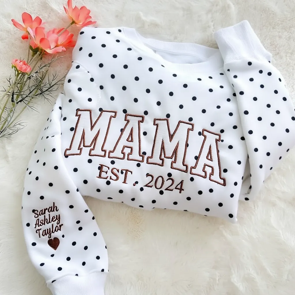 custom-embroidered-grandma-and-grandpa-polka-dot-sweatshirt-gift-for-grandma-grandpa