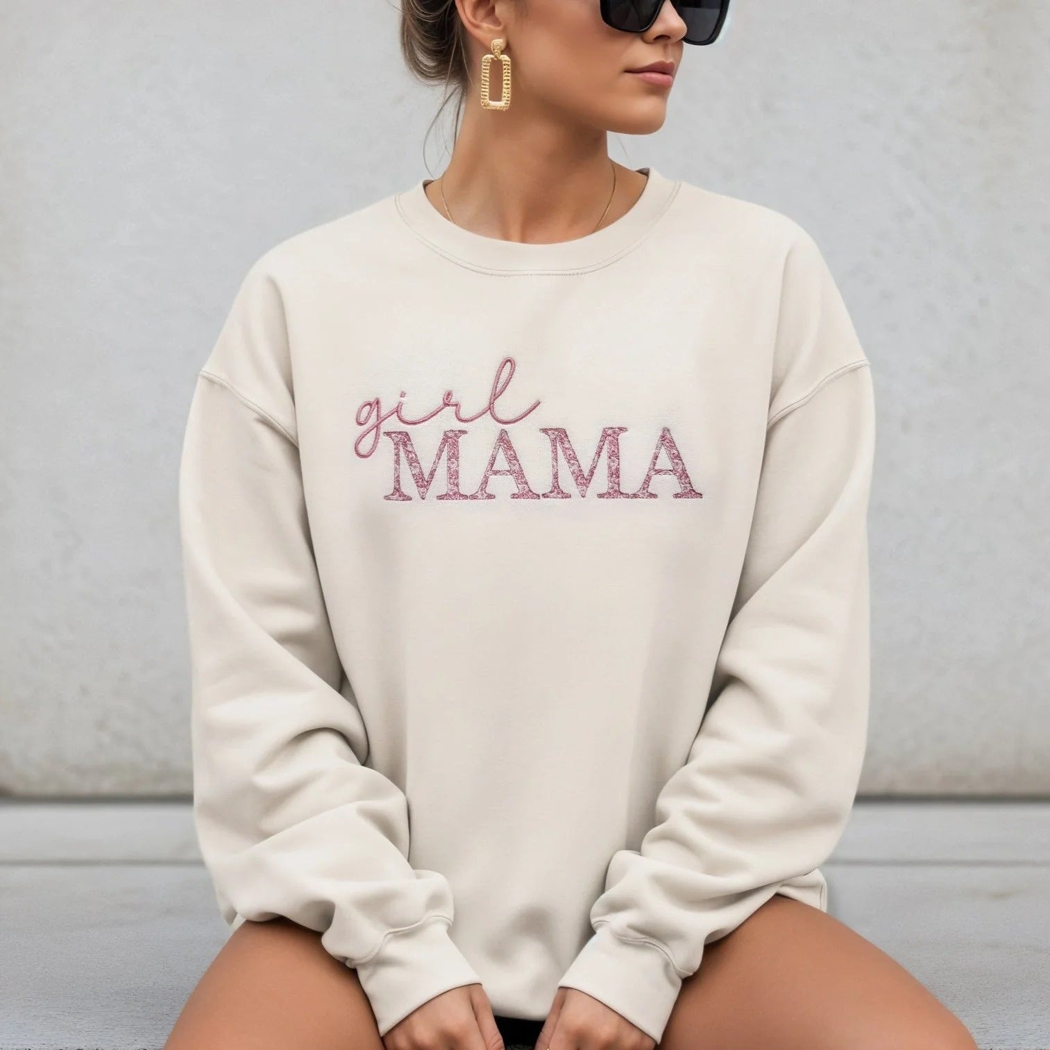 mama-embroidered-sweatshirt-with-floral-chinoiserie-pattern