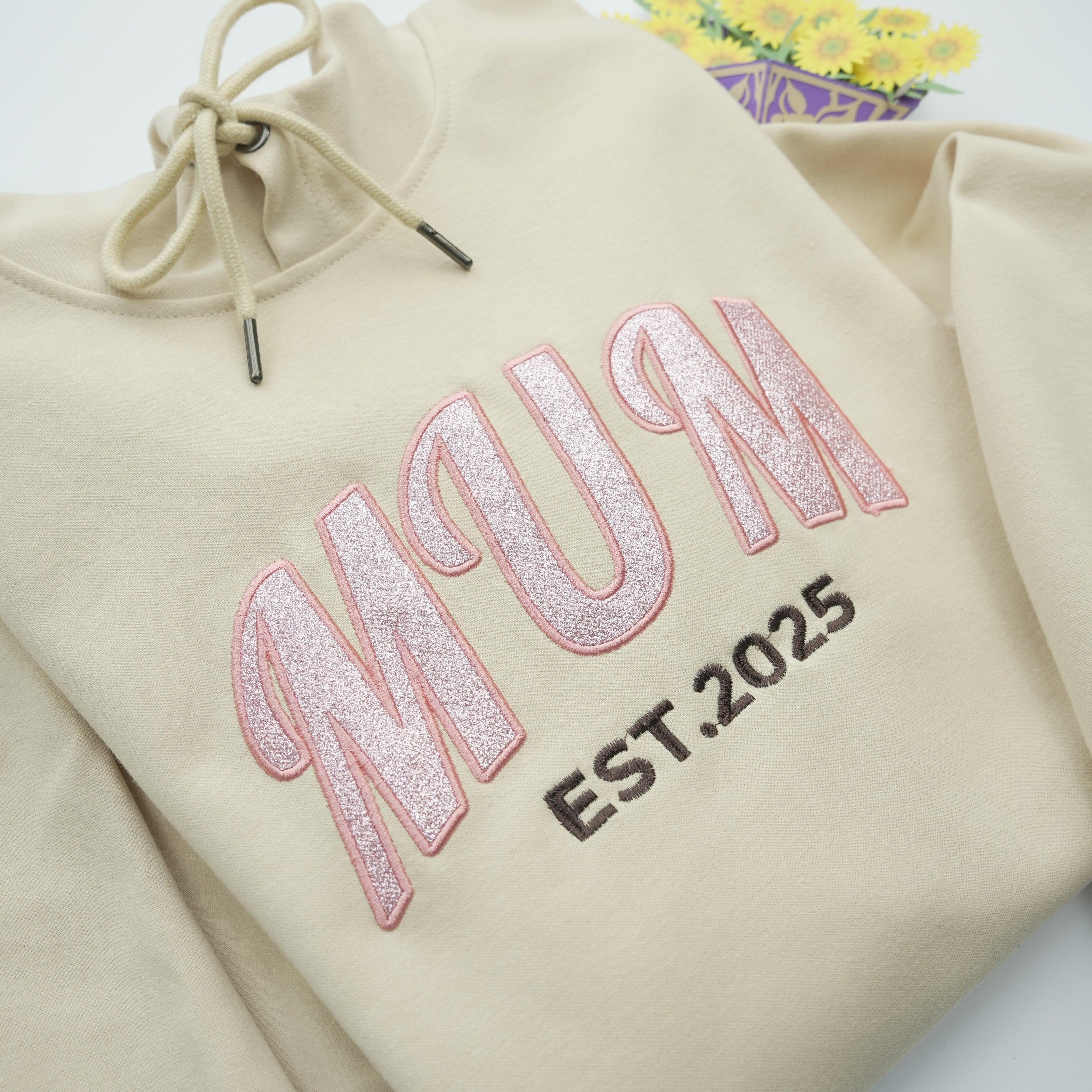 custom-embroidered-applique-glitter-mum-sweatshirt-gift-for-mama