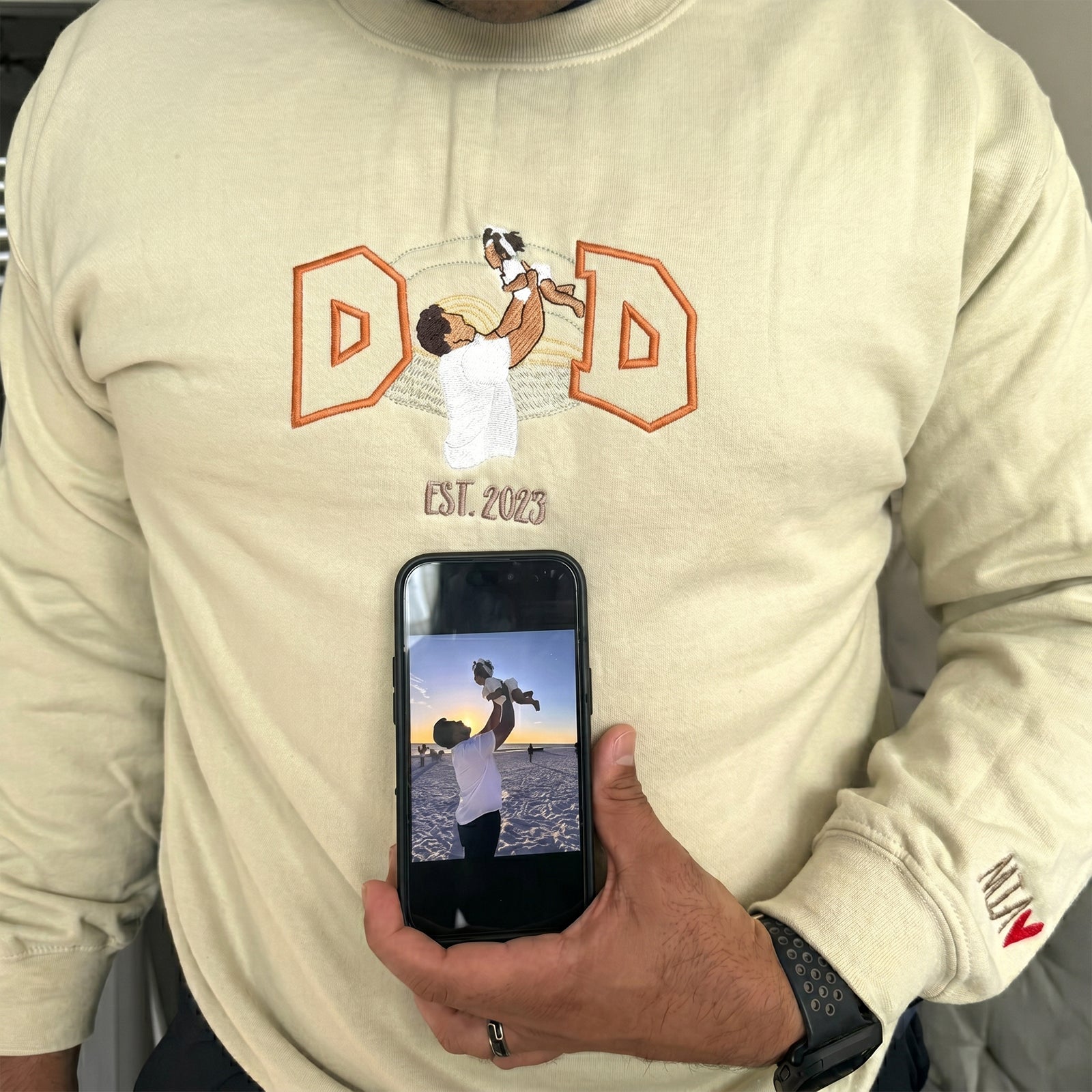 custom-dad-photo-embroidered-sweatshirt-personalized-est-year-gift-for-dad