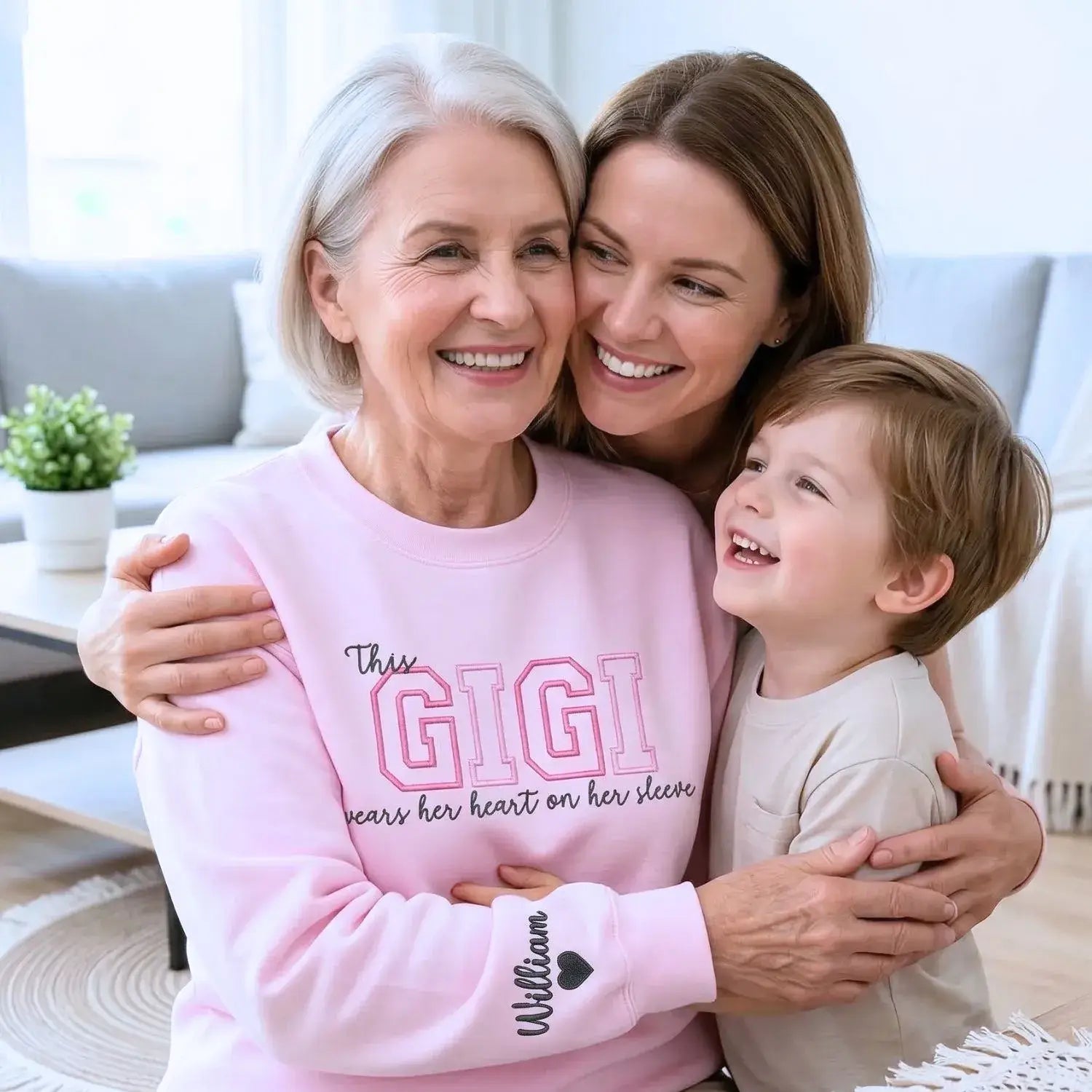 custom-embroidered-this-gigi-wears-her-heart-on-her-sleeve-sweatshirt-mothers-day-gifts
