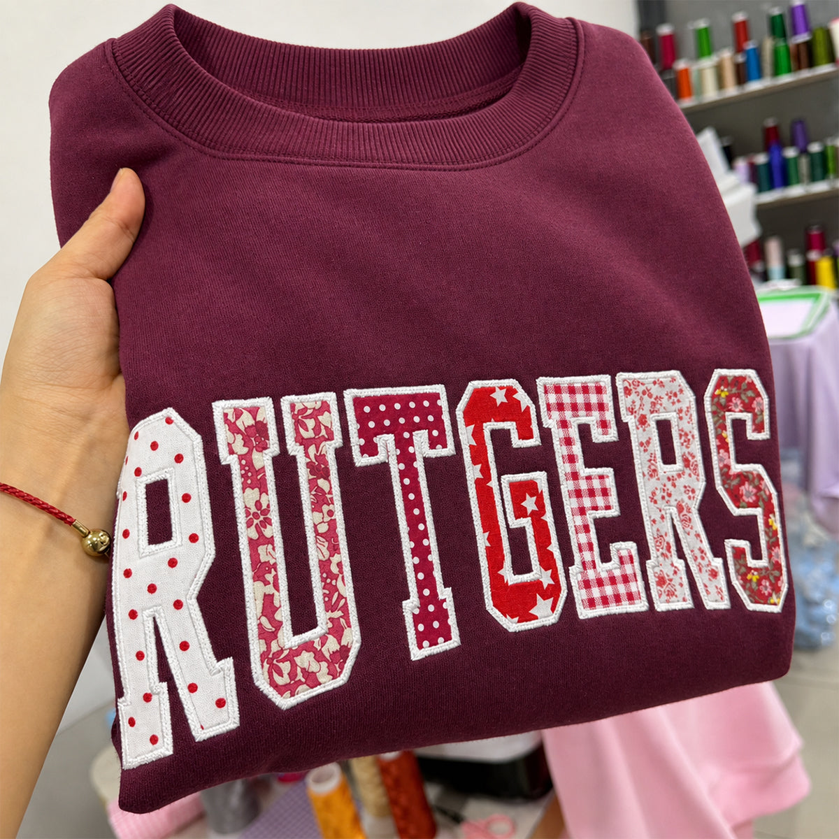 personalized-mimi-embroidered-applique-sweatshirt-with-est-year-custom-patchwork-letter-gift-for-grandmother