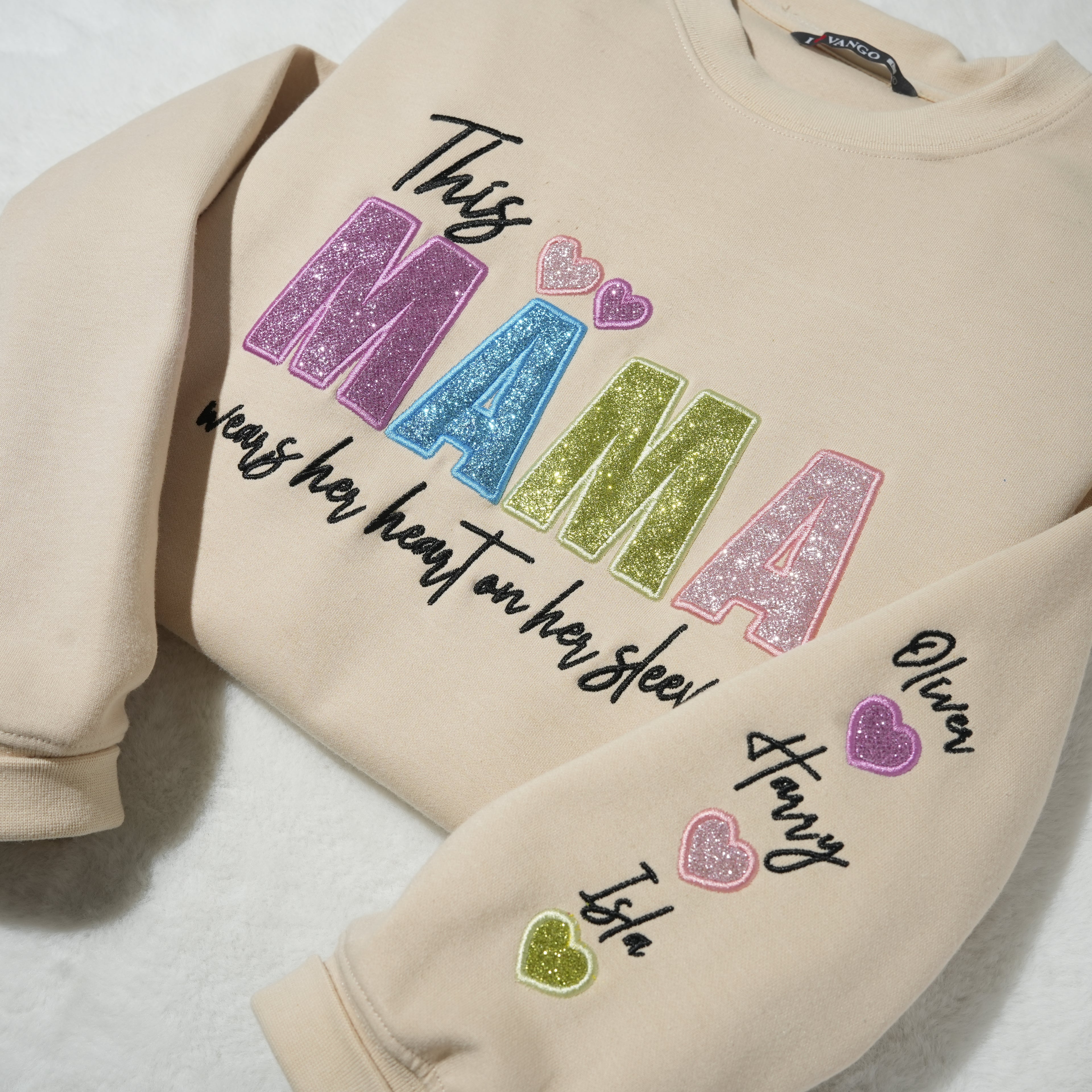 custom-mama-mom-wear-heart-on-her-sleeve-sequin-sweatshirt-with-kids-names-mothers-day-gifts