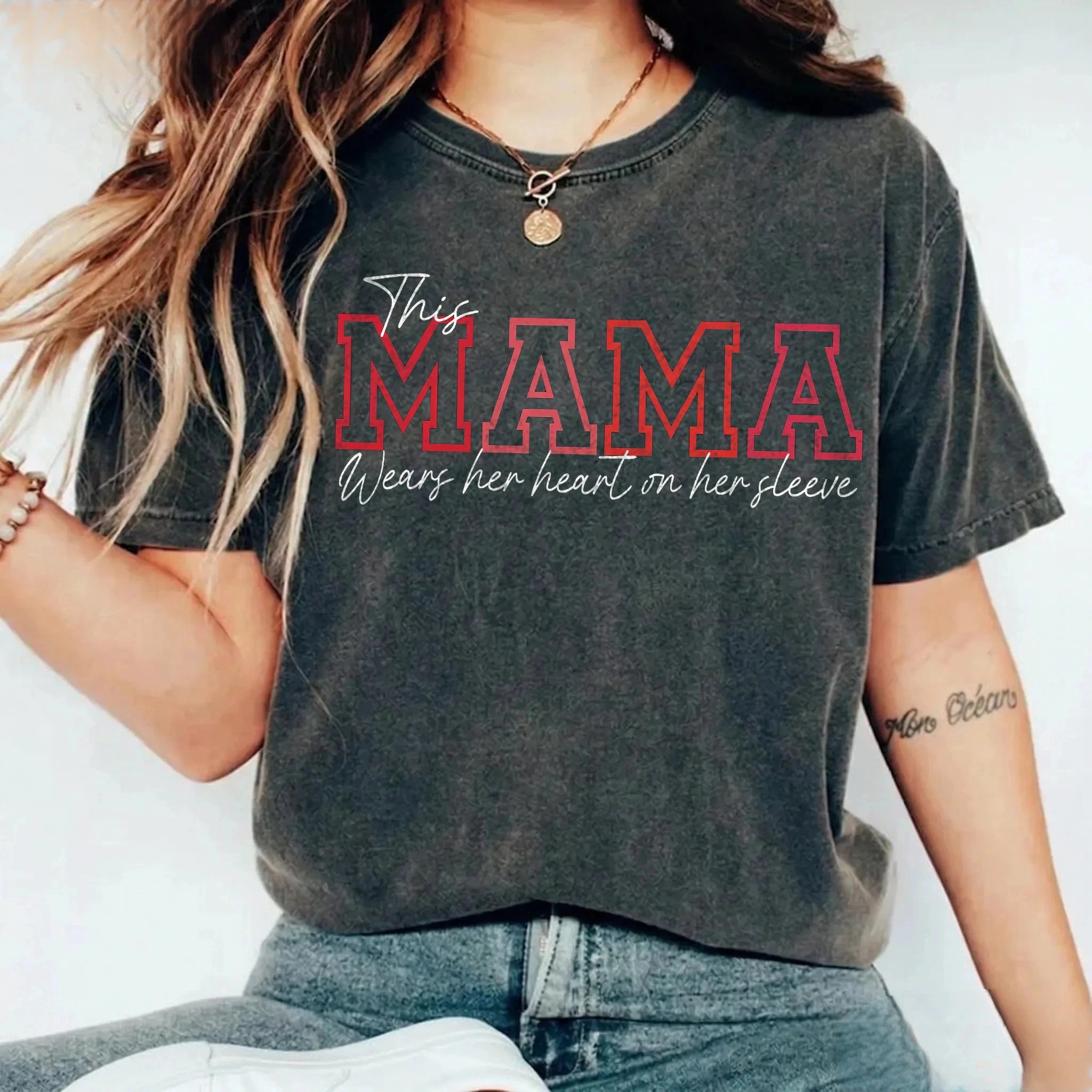 wear-your-heart-on-your-sleeve-personalized-mama-washed-sweatshirt-with-kids-names