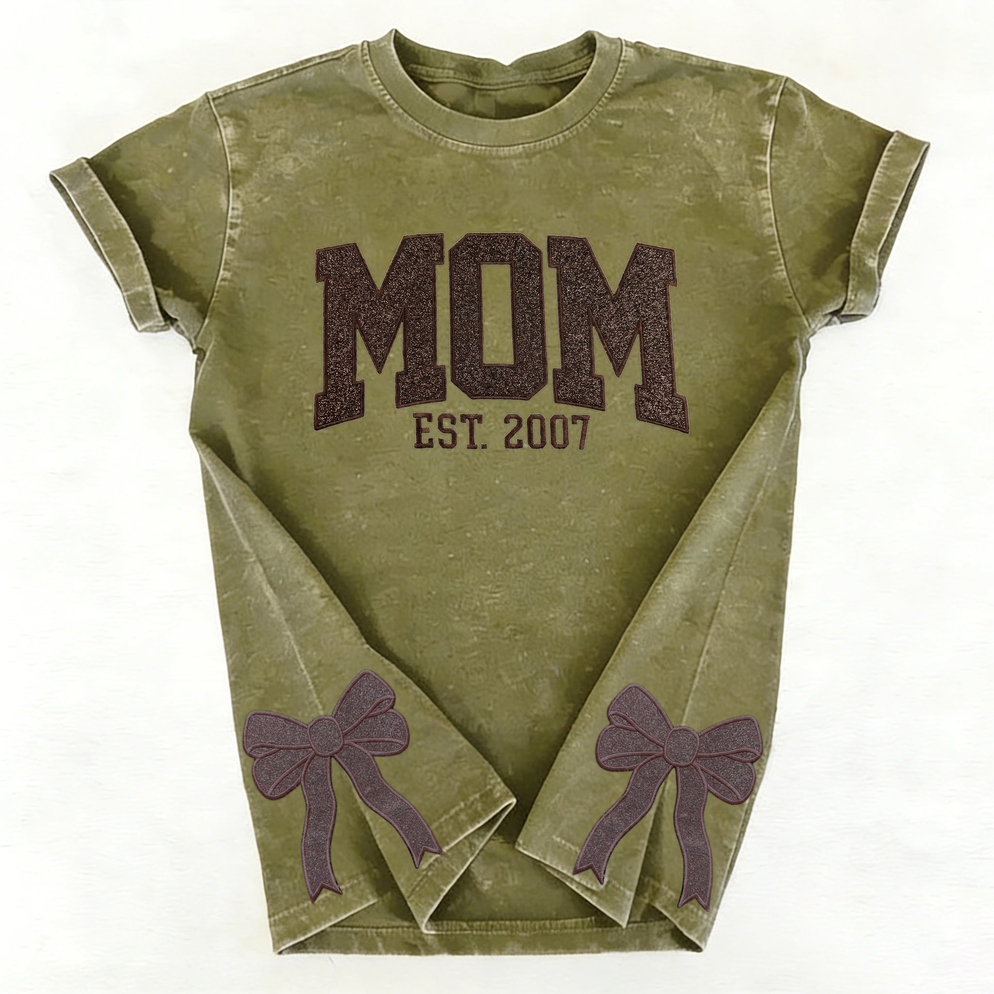 custom-trendy-and-cute-mama-embroidered-glitter-side-bow-washed-sweatshirt-mothers-day-gift