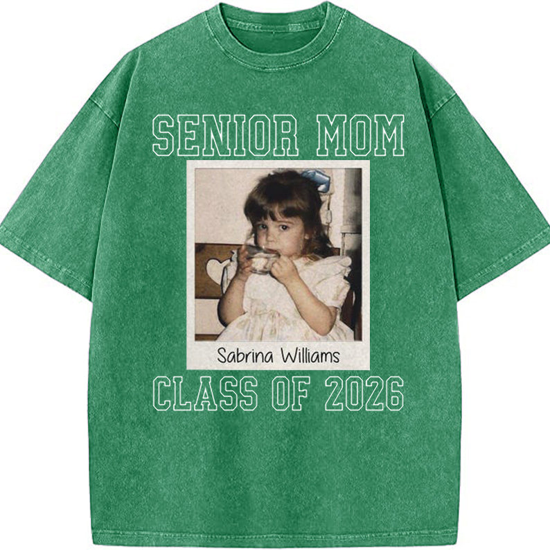 custom-senior-mom-2026-vintage-throwback-photo-washed-sweatshirt-for-mom